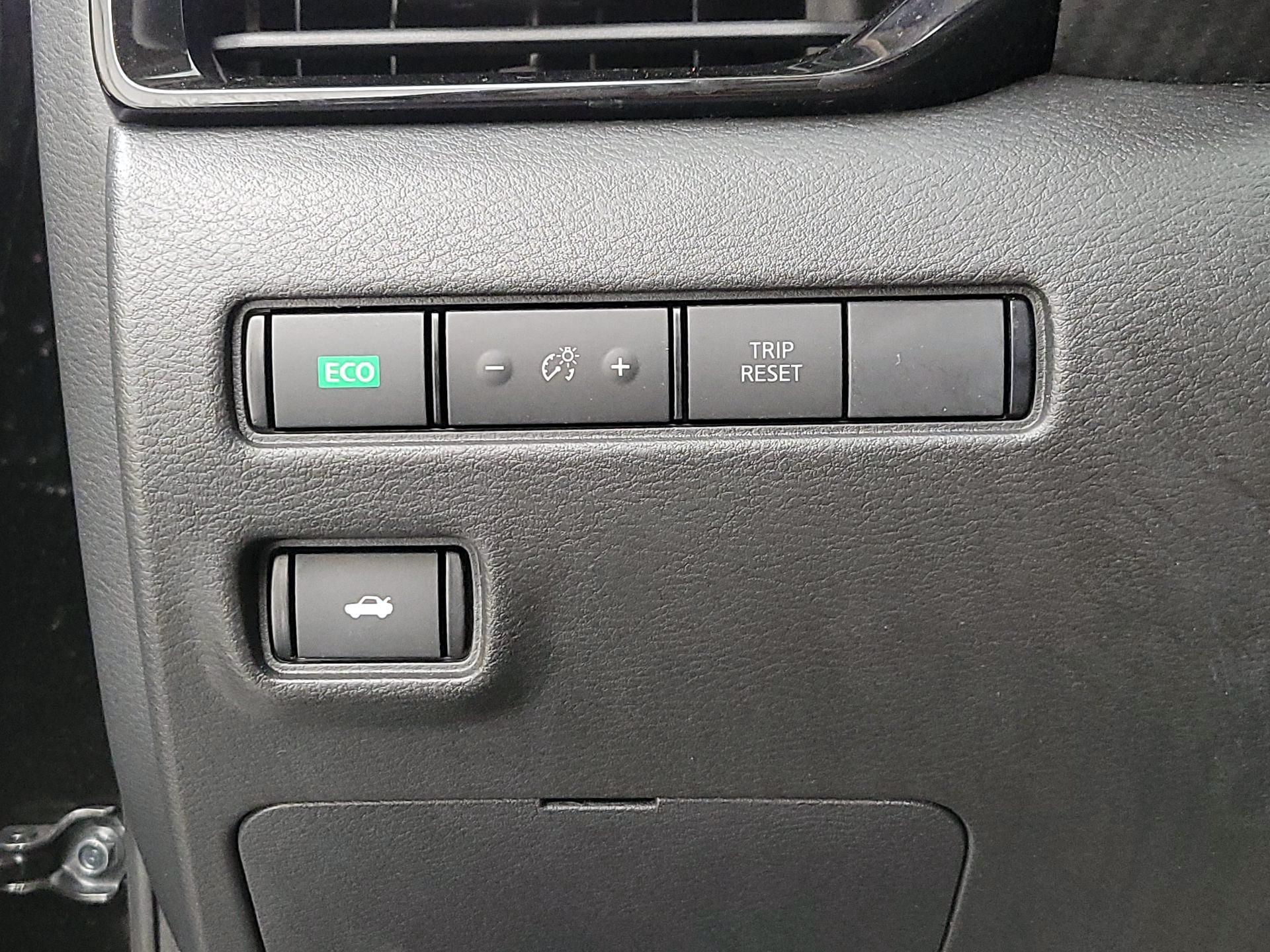 Thumbnail: 2022 Nissan Sentra - 13