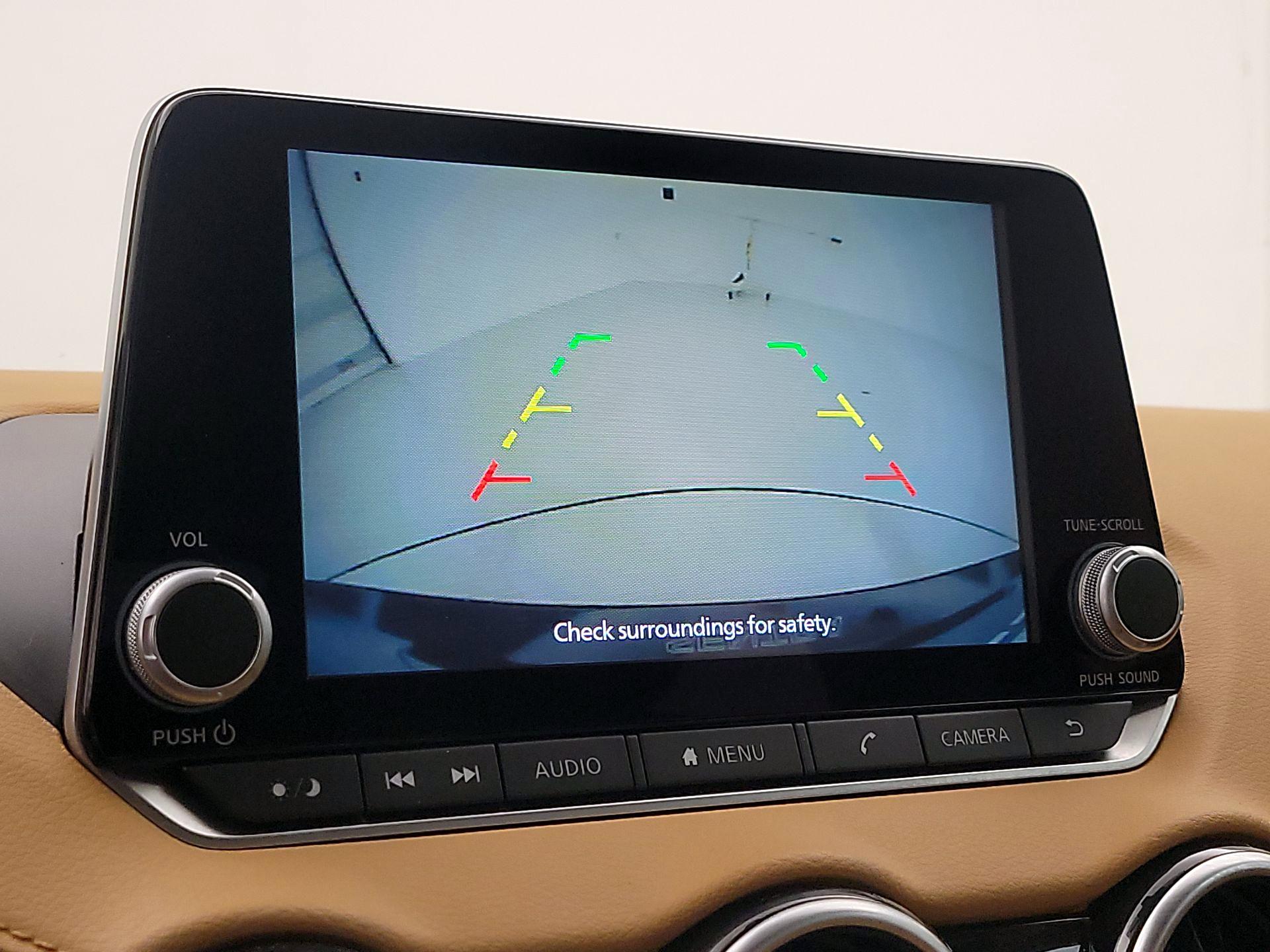 Thumbnail: 2022 Nissan Sentra - 14