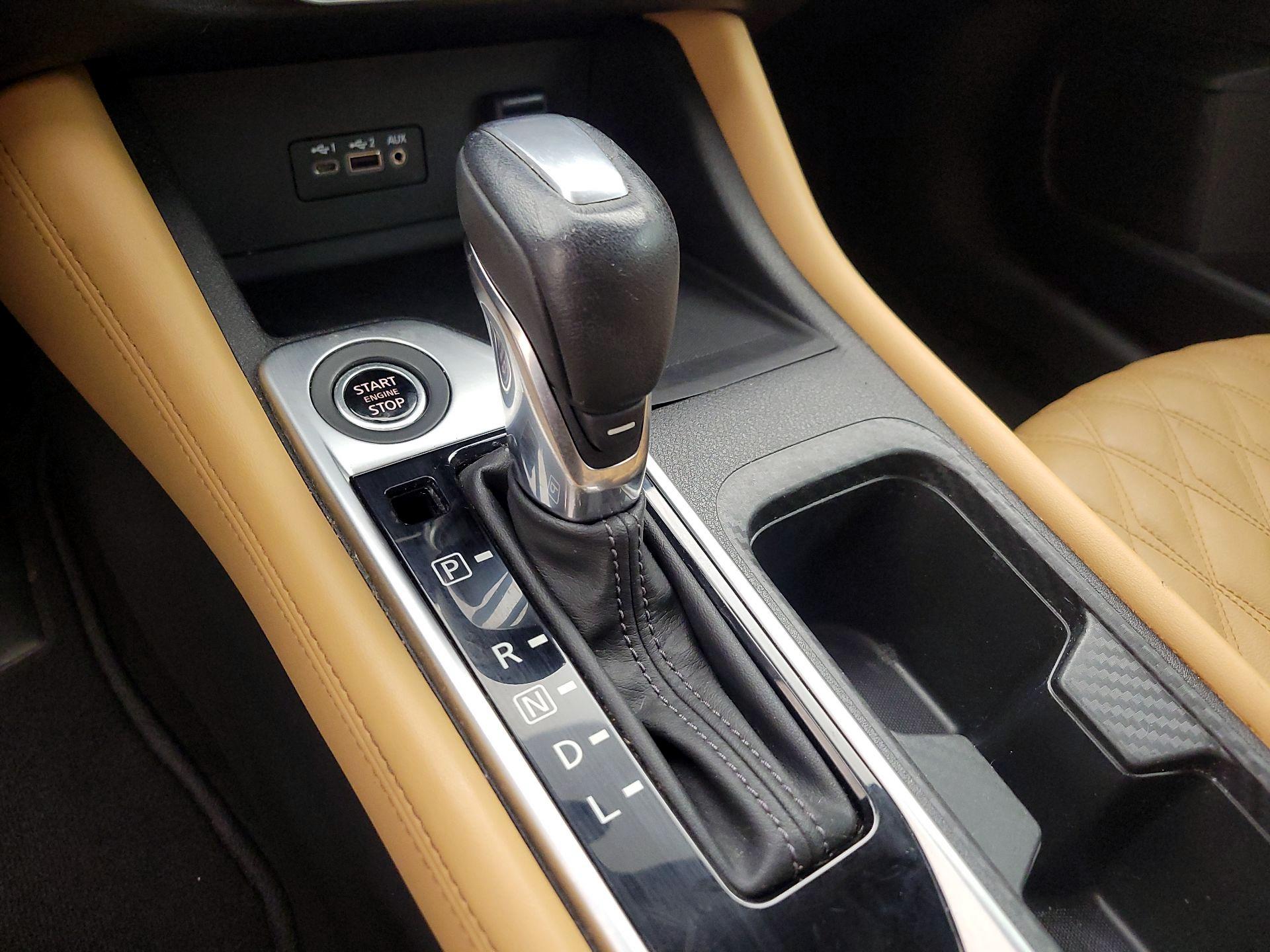 Thumbnail: 2022 Nissan Sentra - 17