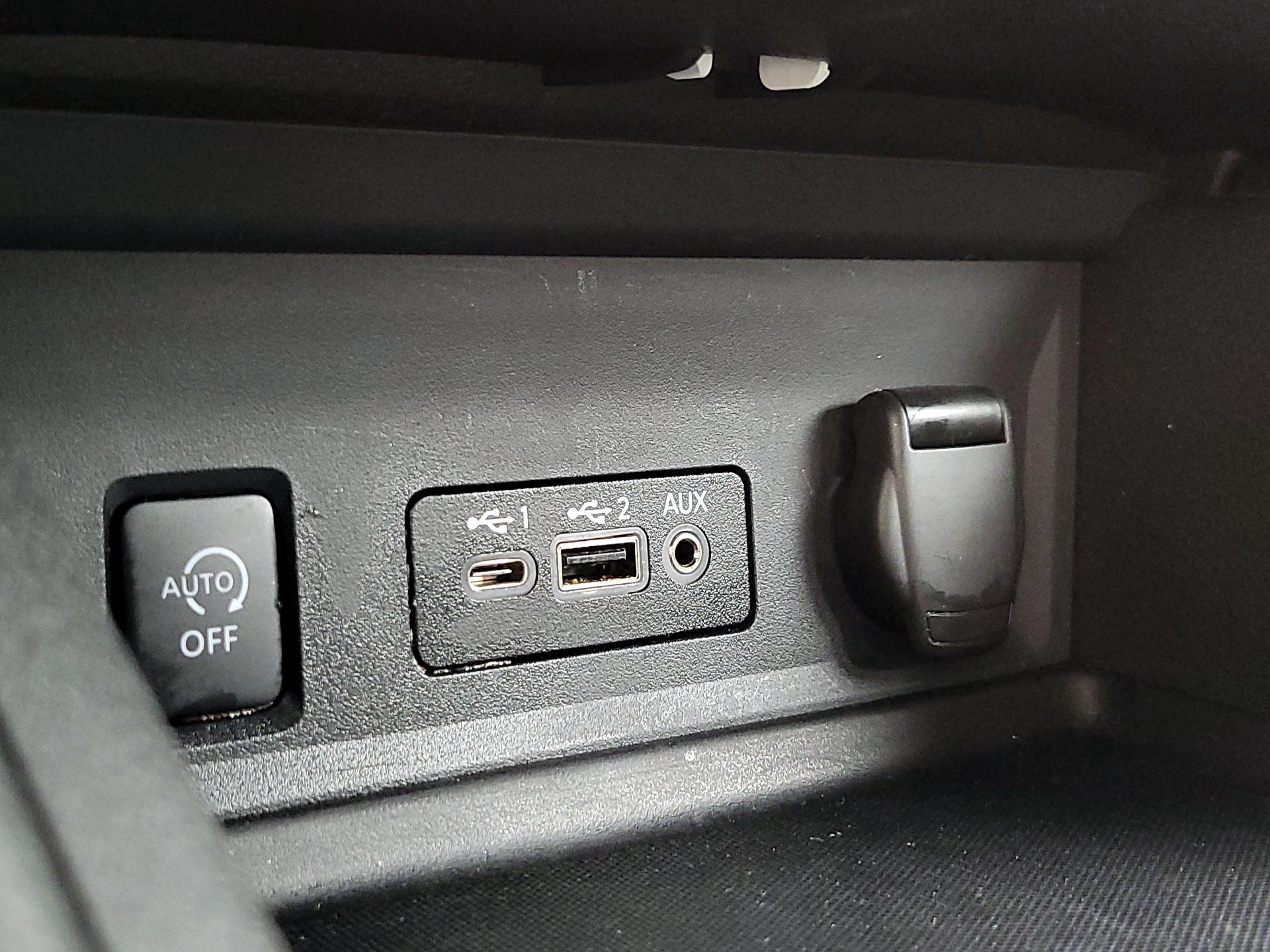 Thumbnail: 2025 Nissan Sentra - 18