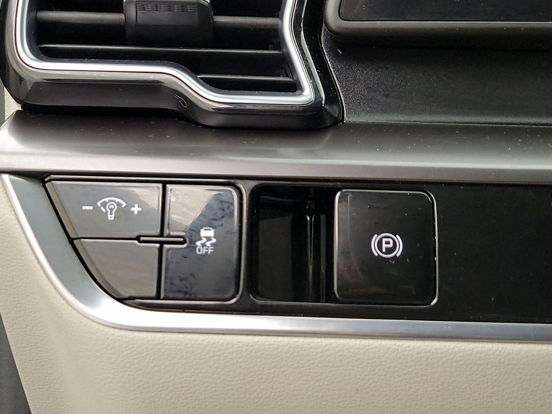 Thumbnail: 2025 Kia Sportage - 13