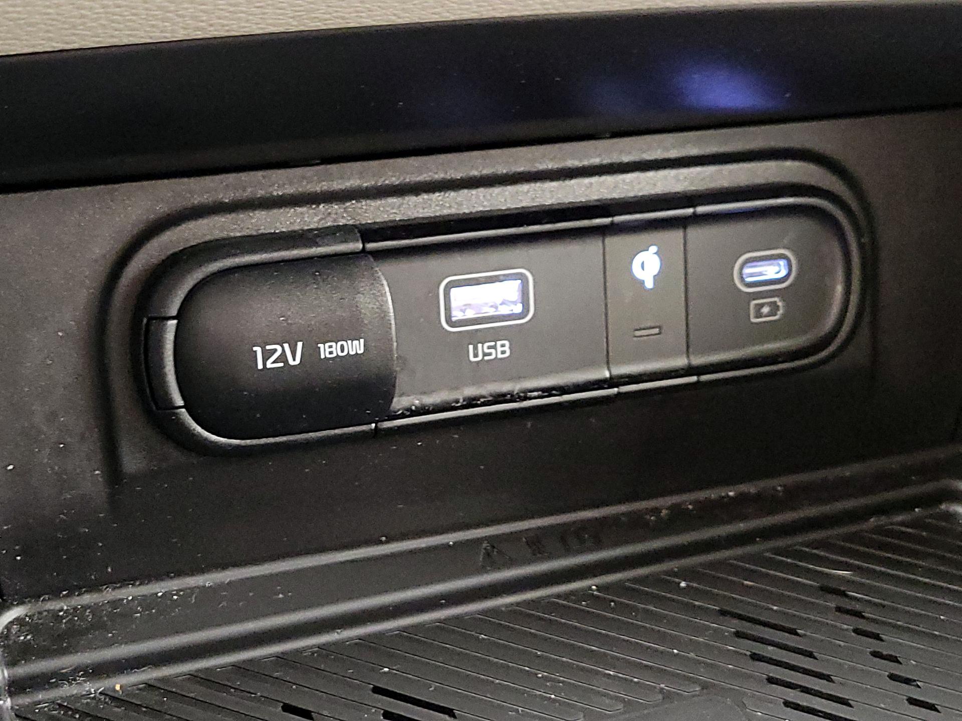 Thumbnail: 2025 Kia Sportage - 18