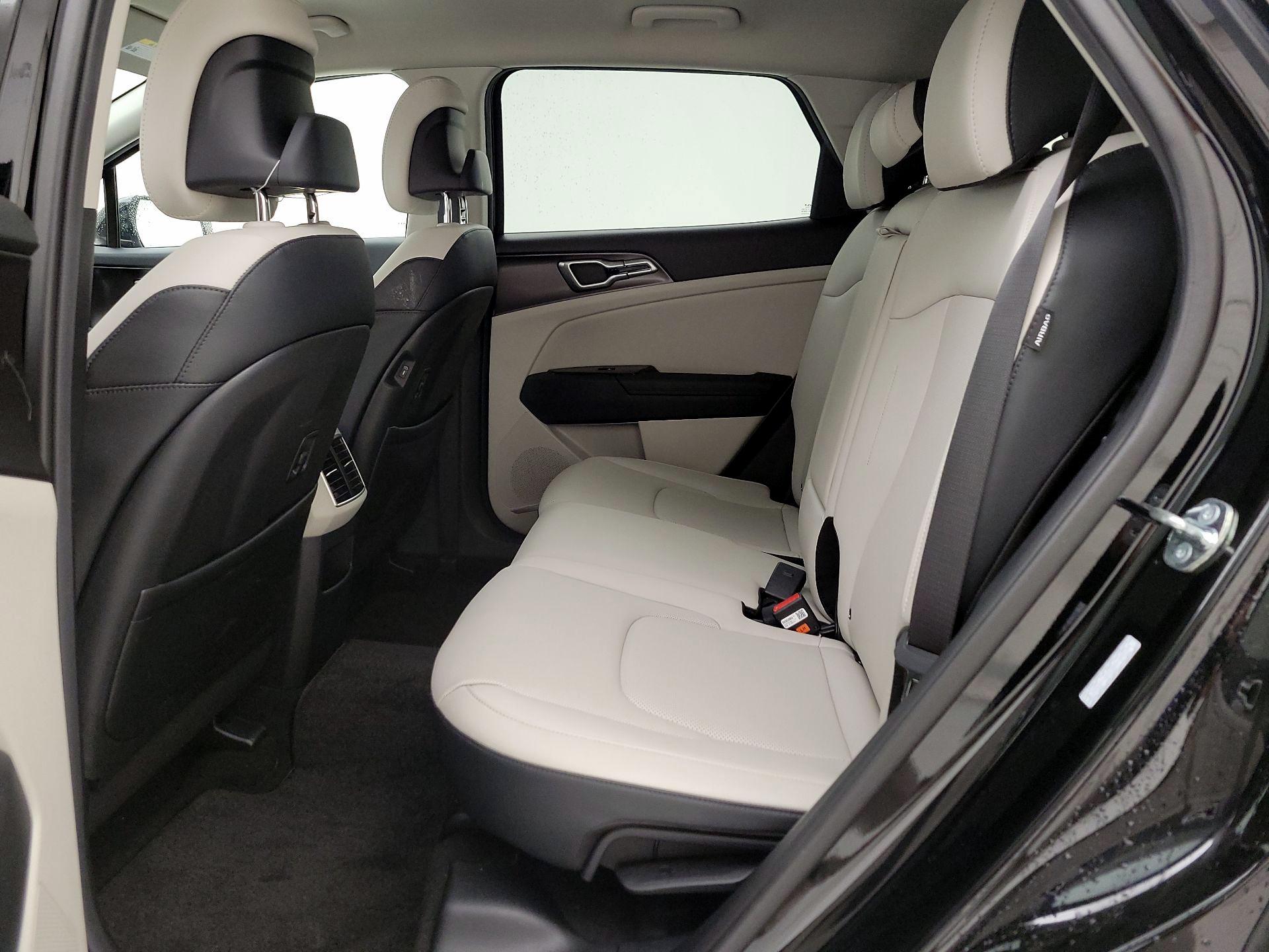 Thumbnail: 2025 Kia Sportage - 19