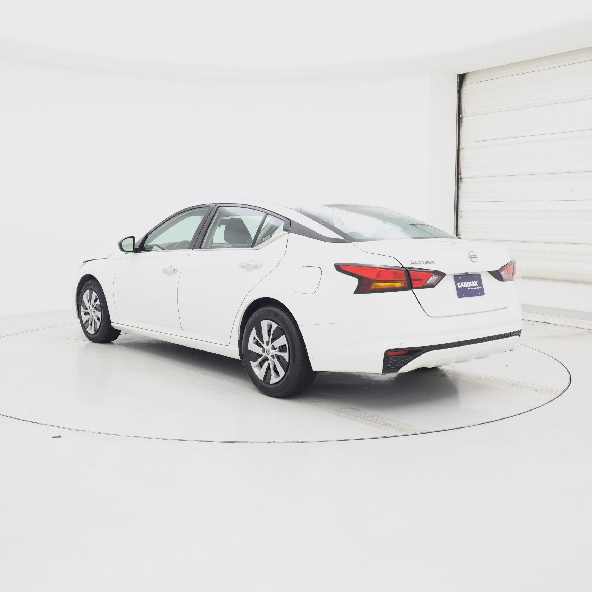 Thumbnail: 2024 Nissan Altima - 2
