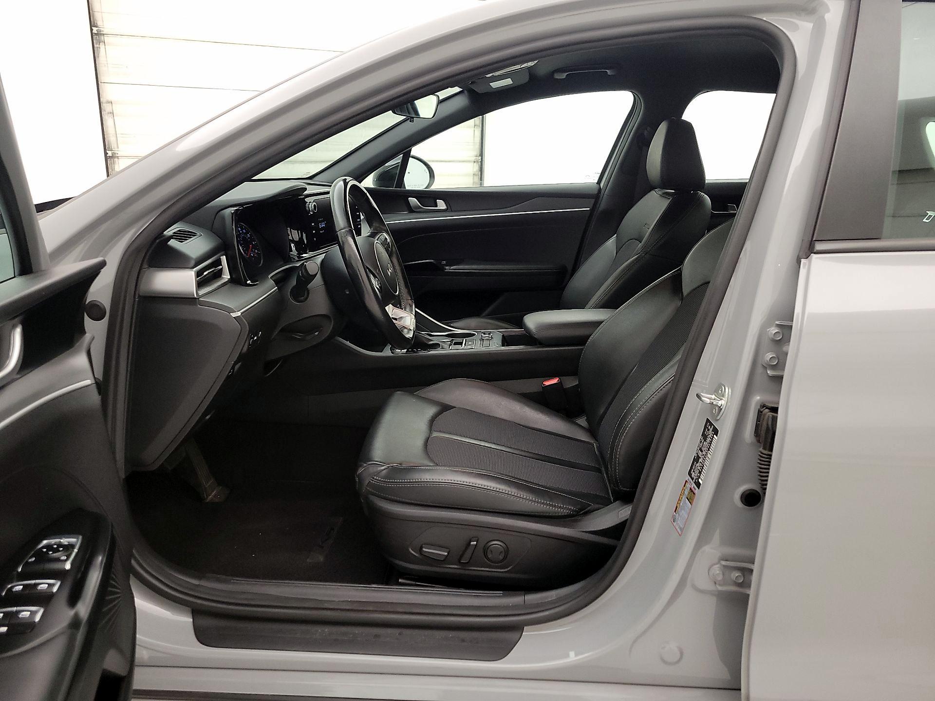 Thumbnail: 2023 Kia K5 - 11