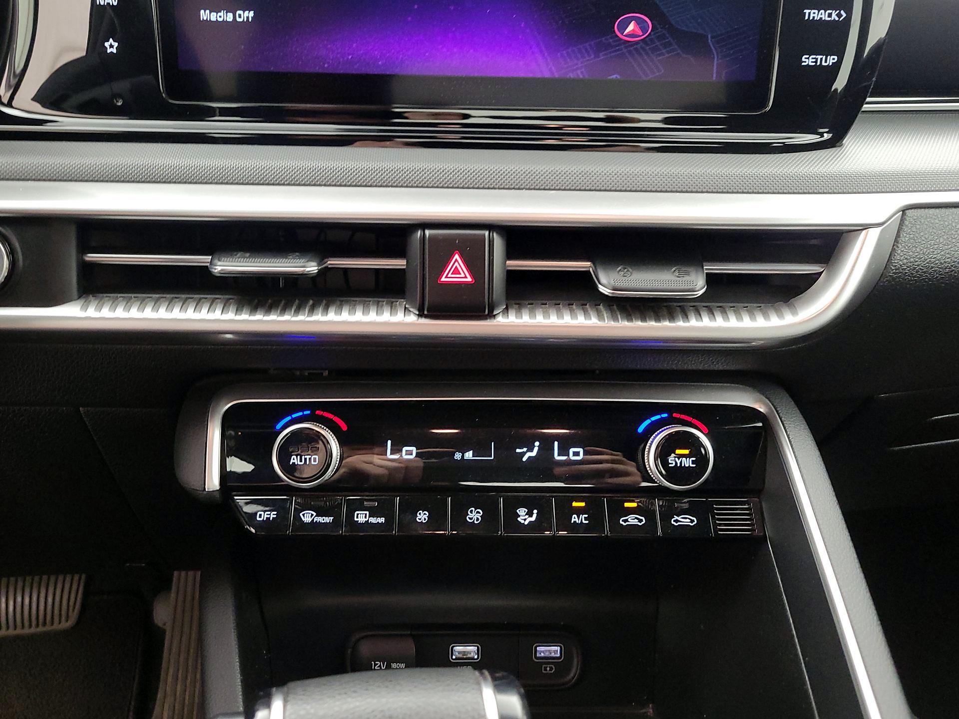 Thumbnail: 2023 Kia K5 - 16