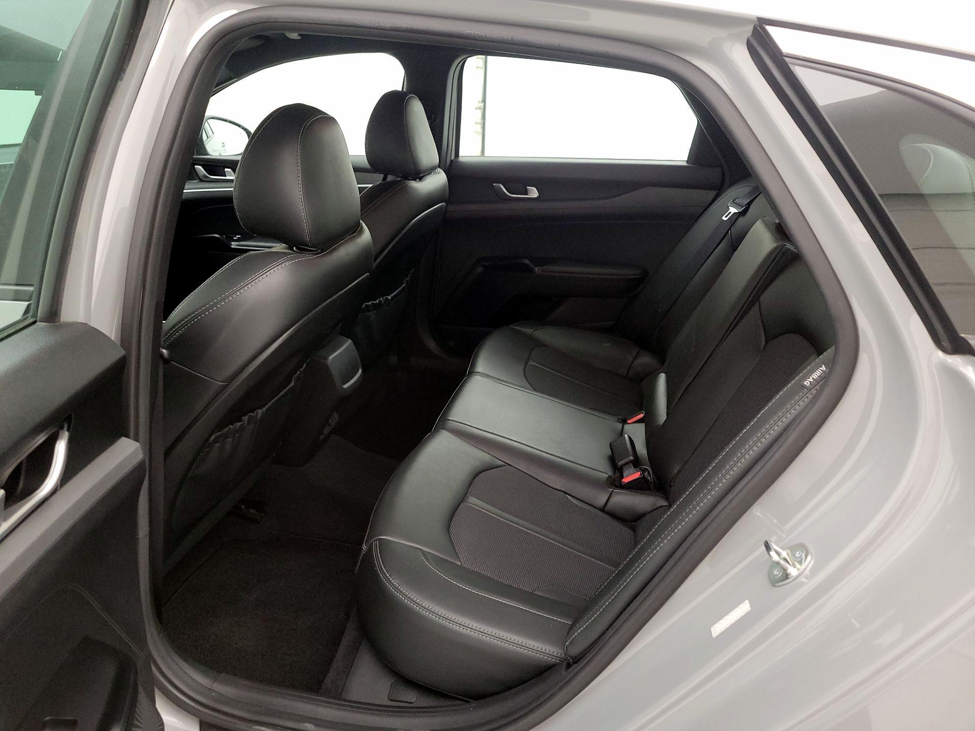 Thumbnail: 2023 Kia K5 - 19