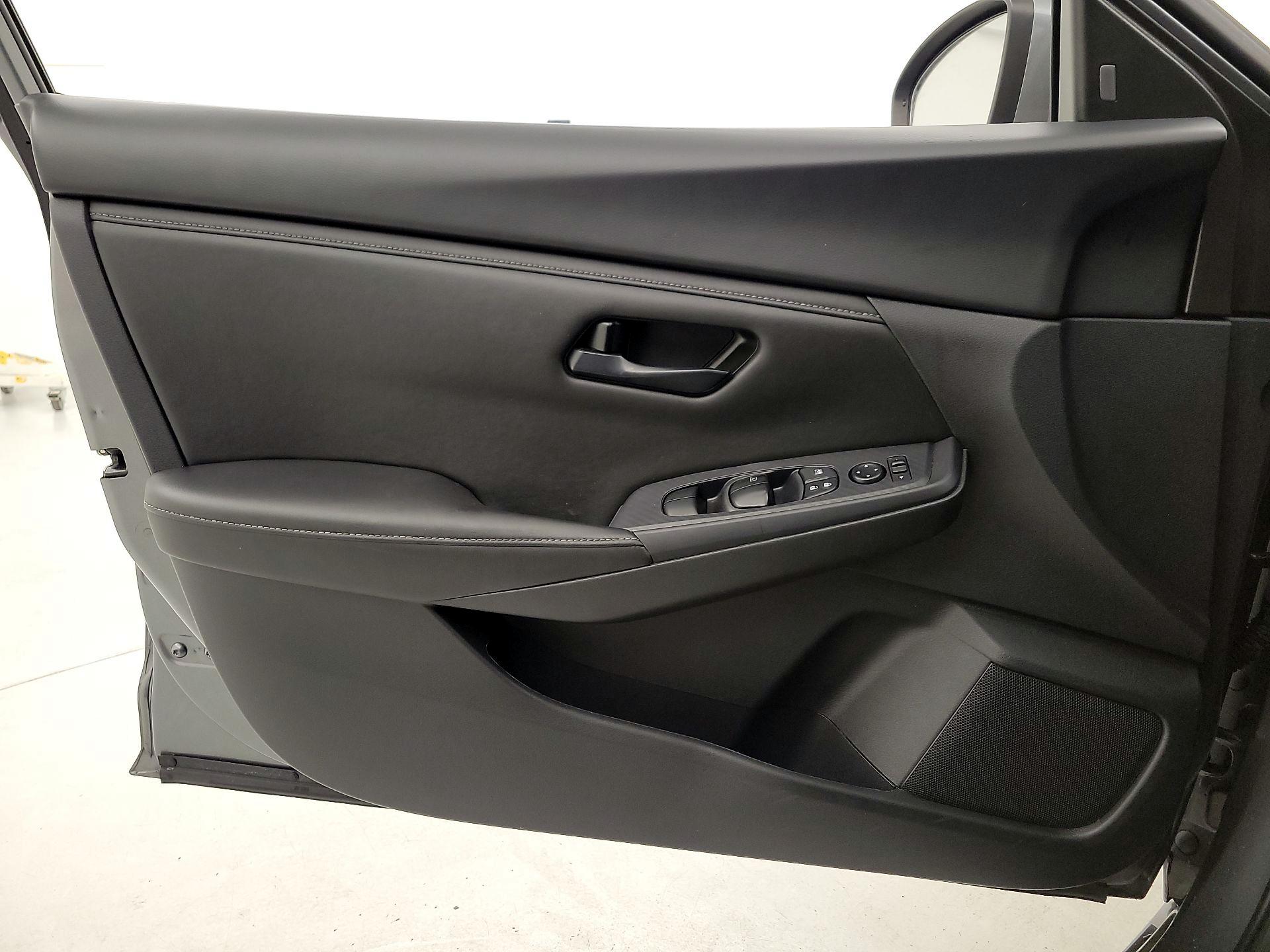 Thumbnail: 2024 Nissan Sentra - 12