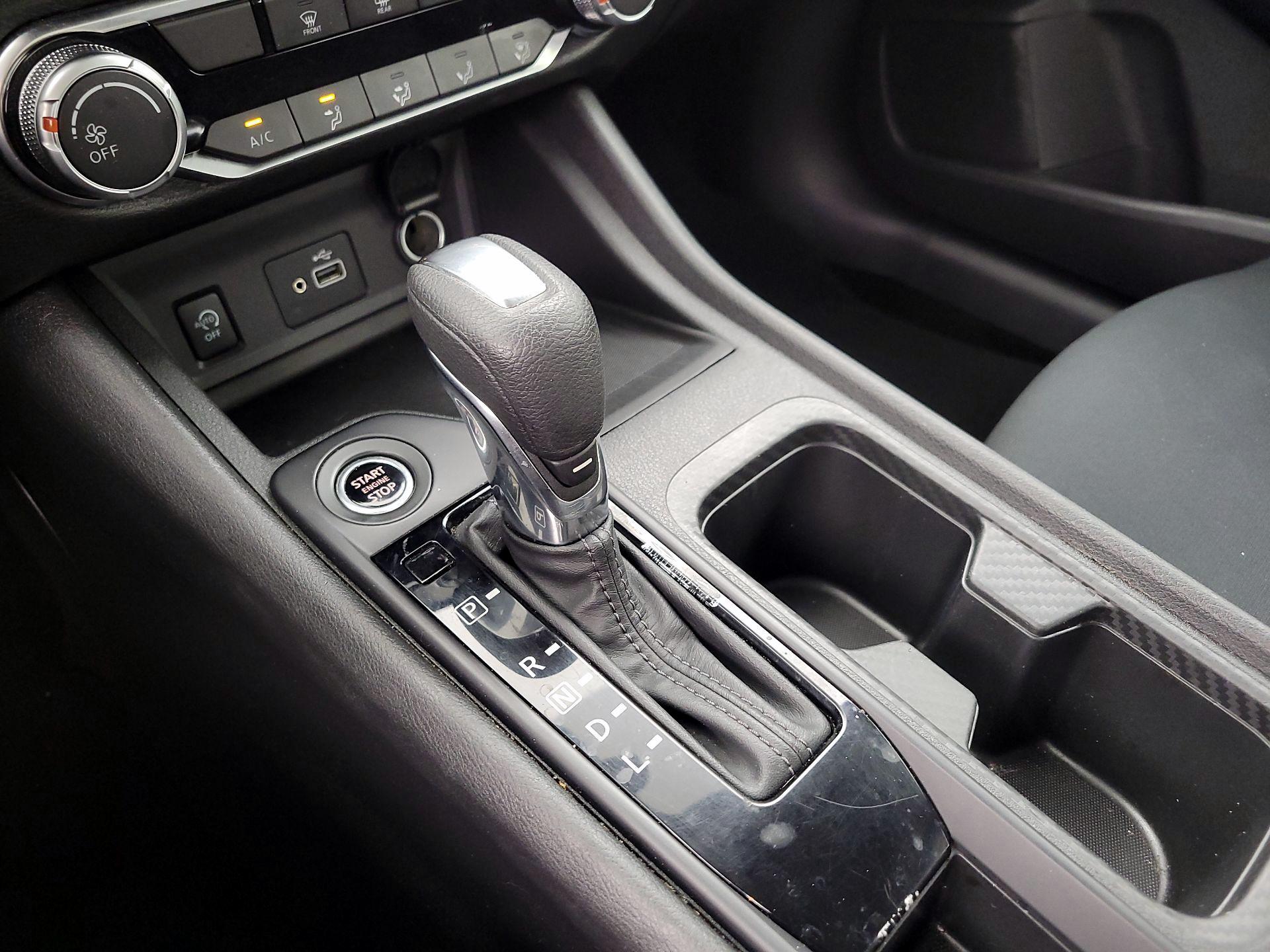 Thumbnail: 2024 Nissan Sentra - 17