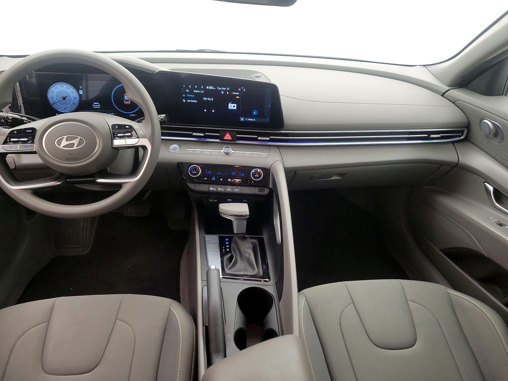 Thumbnail: 2024 Hyundai Elantra - 9