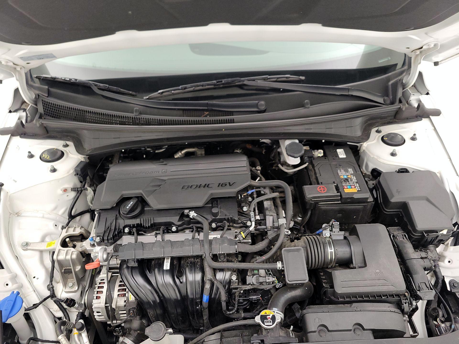 Thumbnail: 2024 Hyundai Elantra - 17