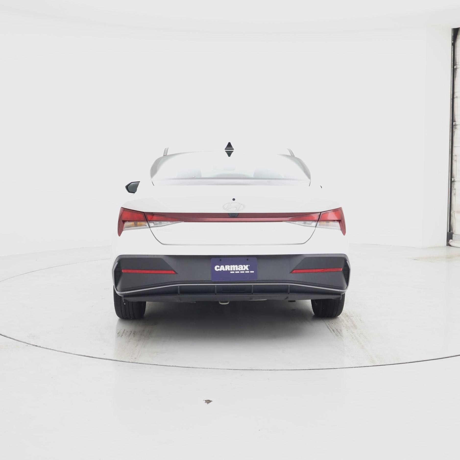 Thumbnail: 2024 Hyundai Elantra - 6