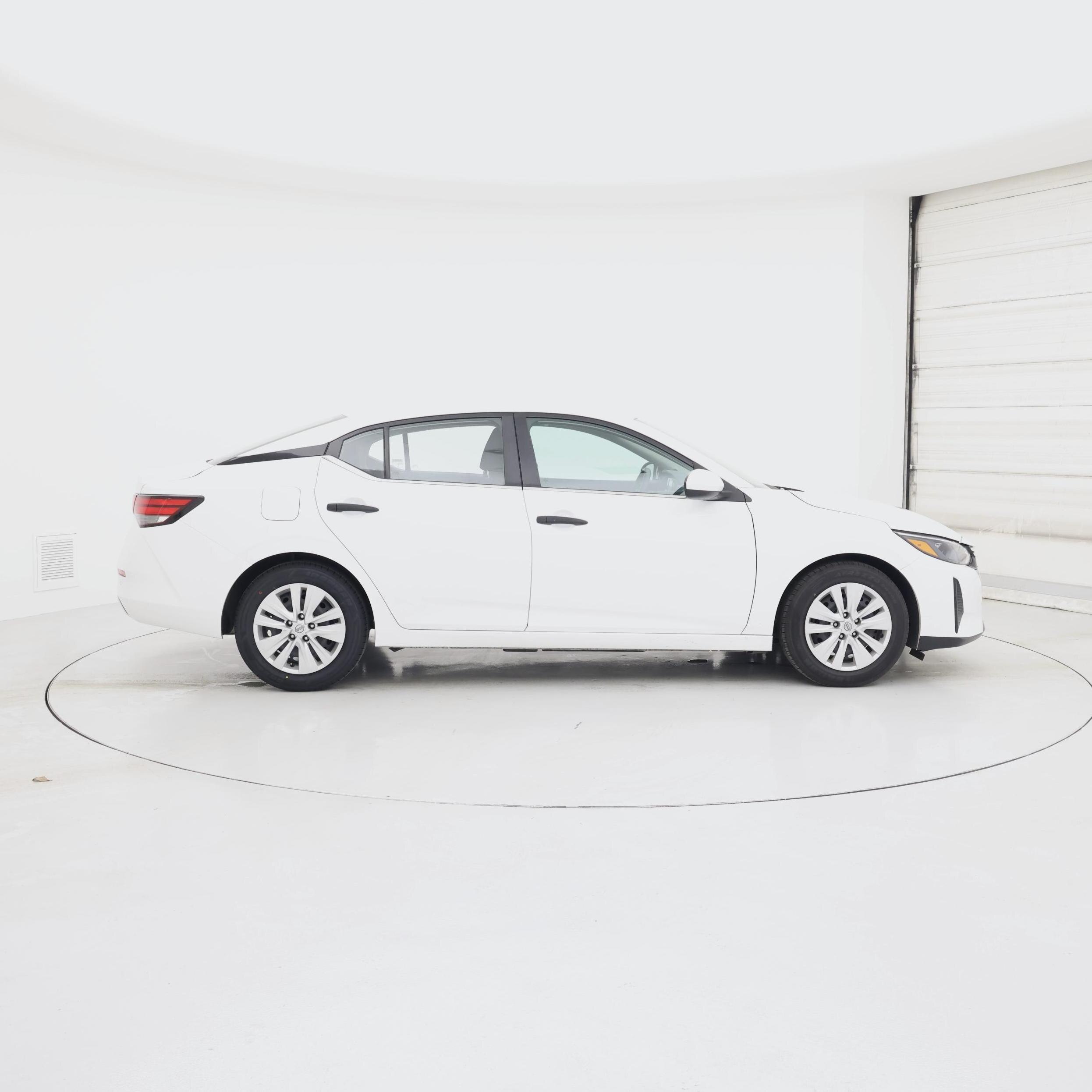 Thumbnail: 2024 Nissan Sentra - 3