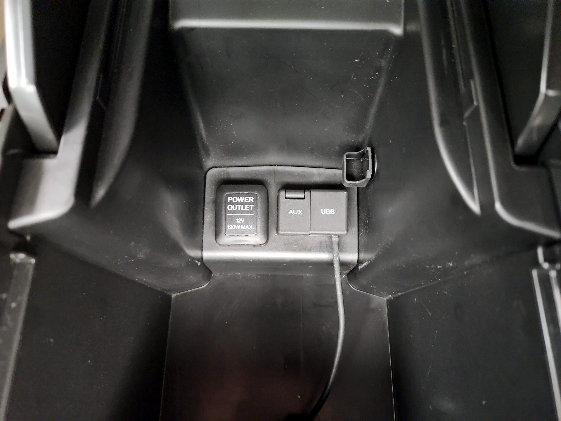 Thumbnail: 2014 Honda Accord Crosstour - 18