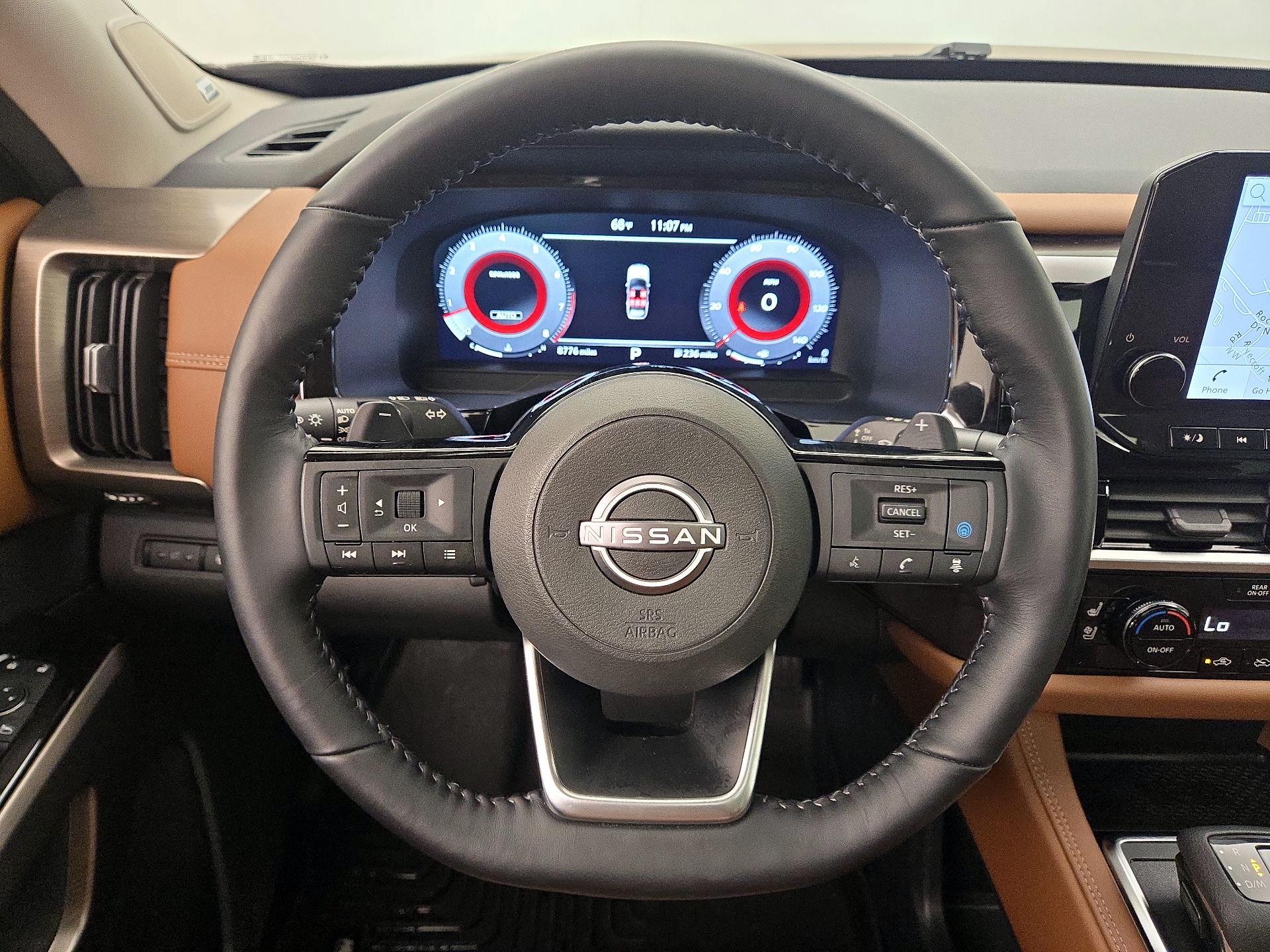 Thumbnail: 2023 Nissan Pathfinder - 10