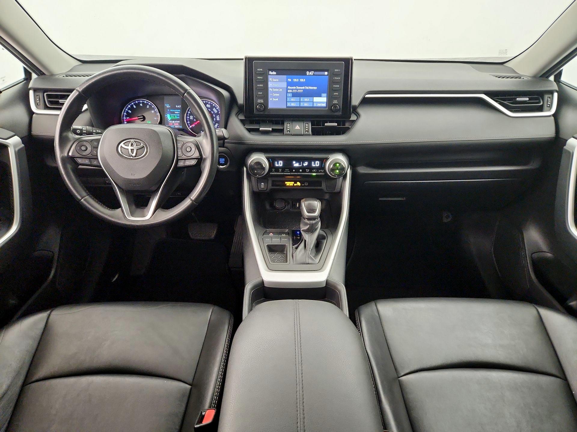 Thumbnail: 2019 Toyota RAV4 - 9