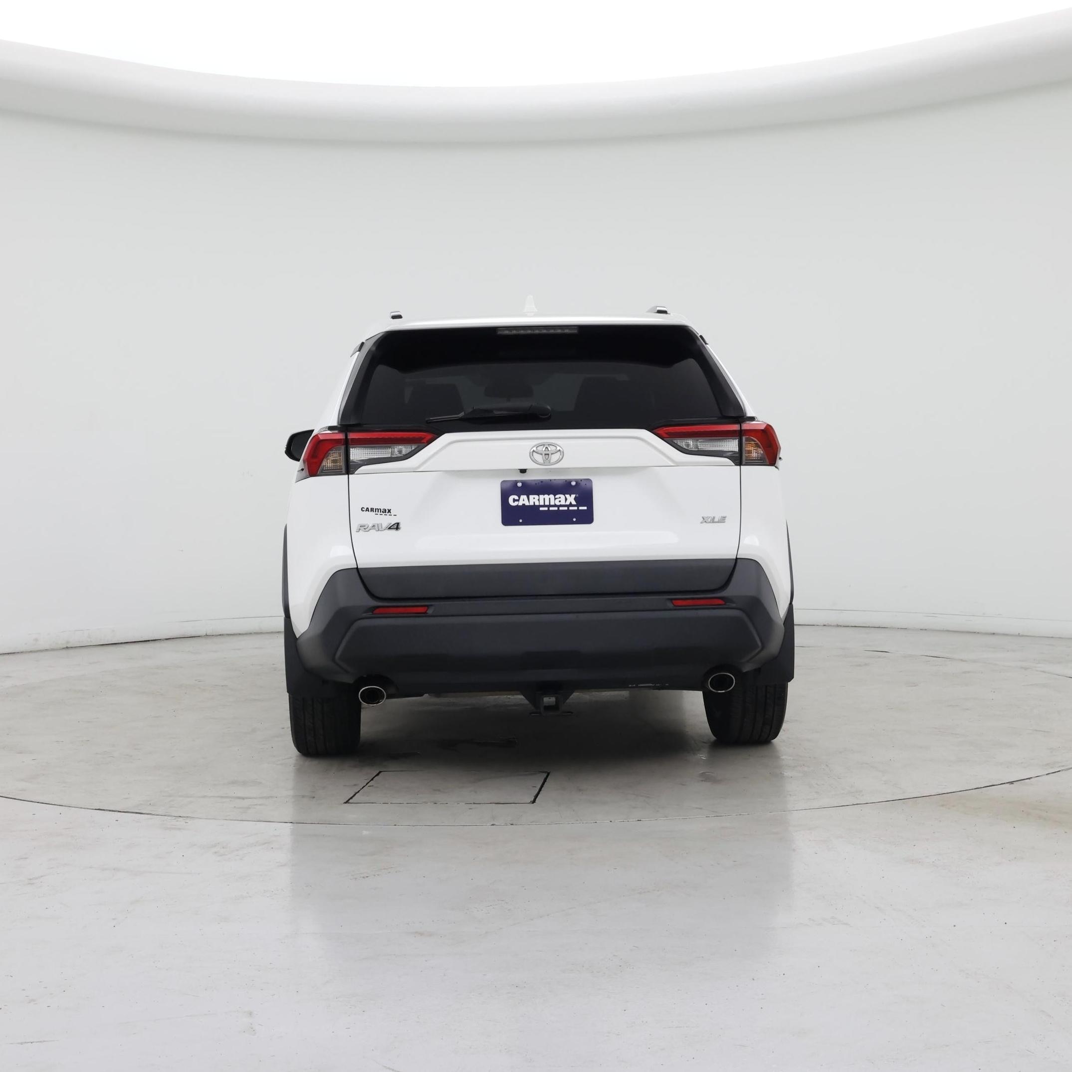 Thumbnail: 2019 Toyota RAV4 - 6