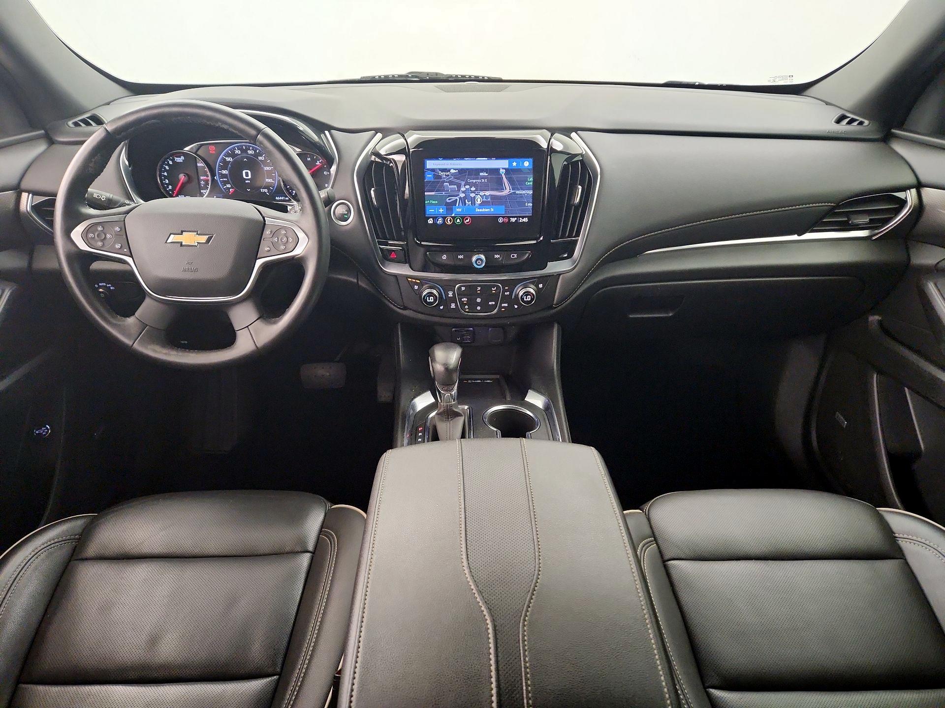 Thumbnail: 2022 Chevrolet Traverse - 9