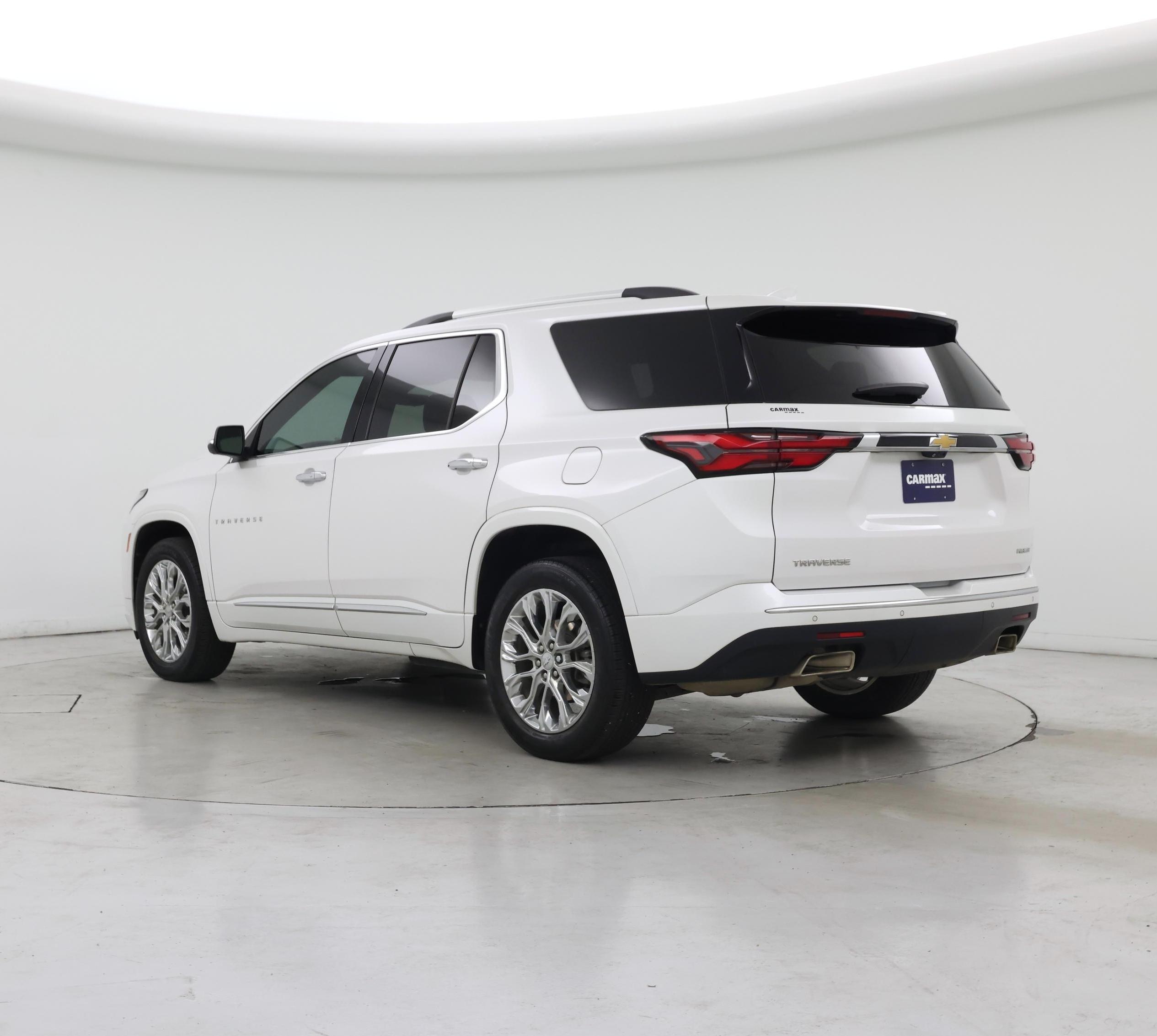 Thumbnail: 2022 Chevrolet Traverse - 2