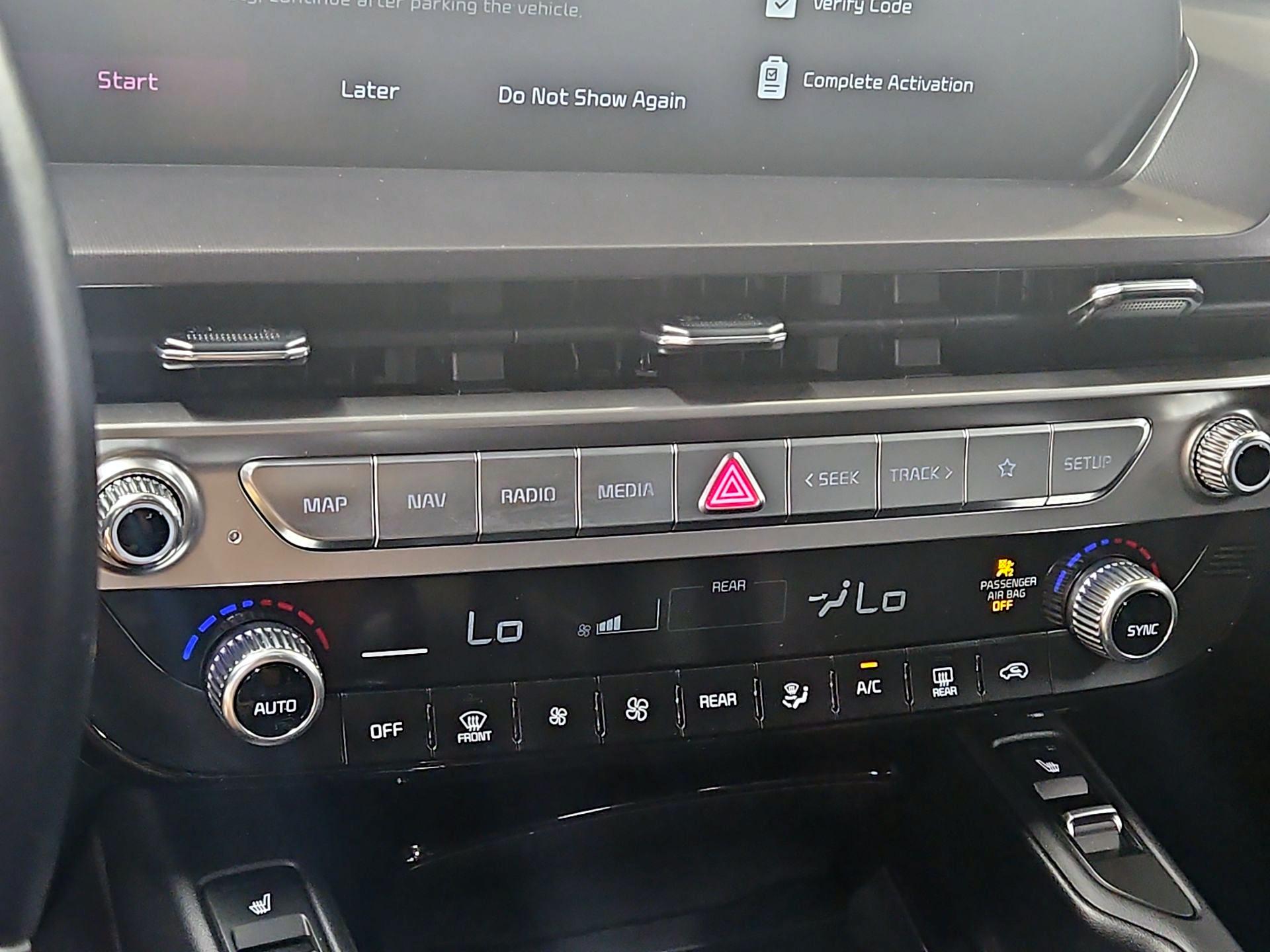 Thumbnail: 2023 Kia Telluride - 16