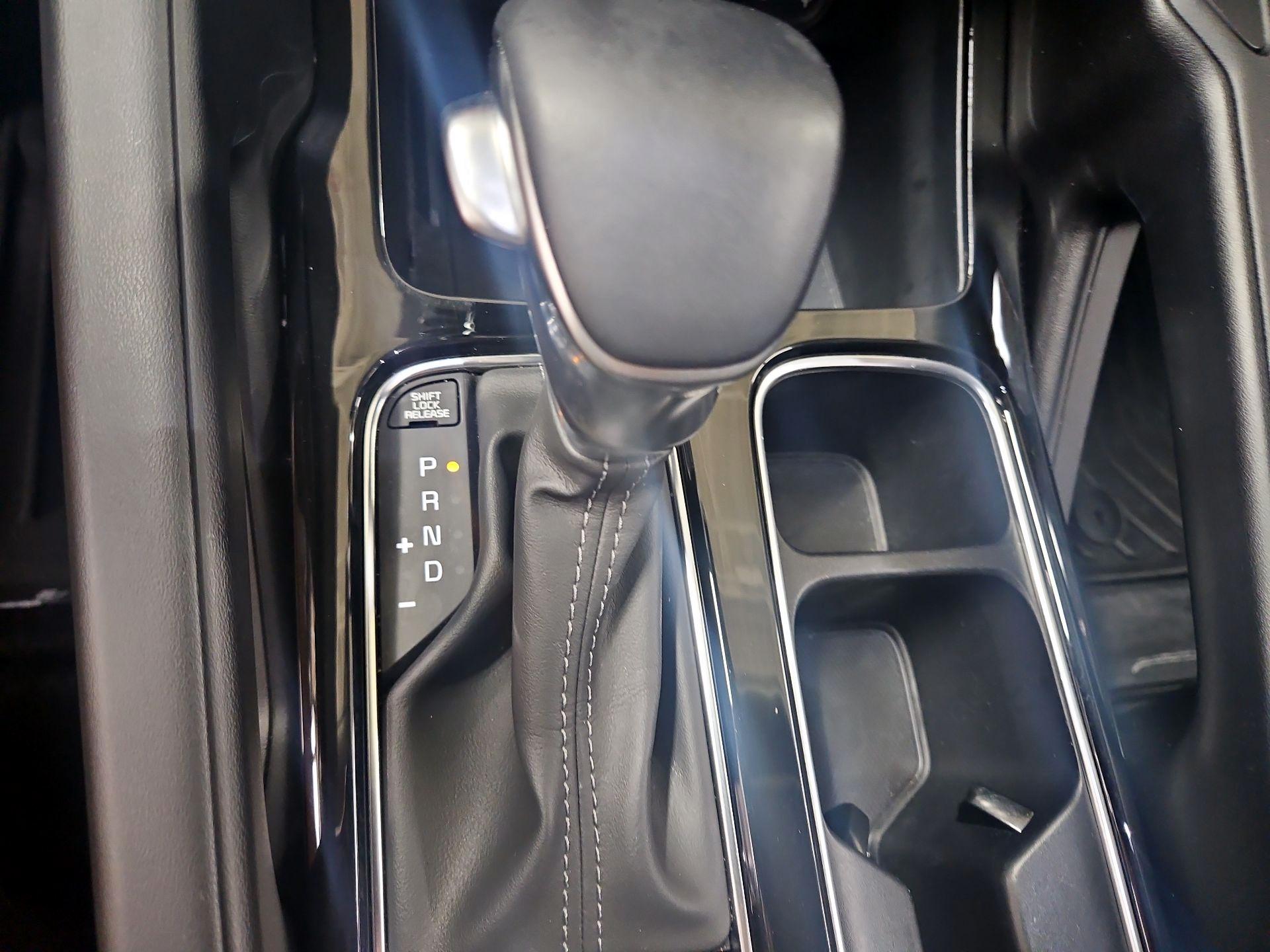 Thumbnail: 2023 Kia Telluride - 17