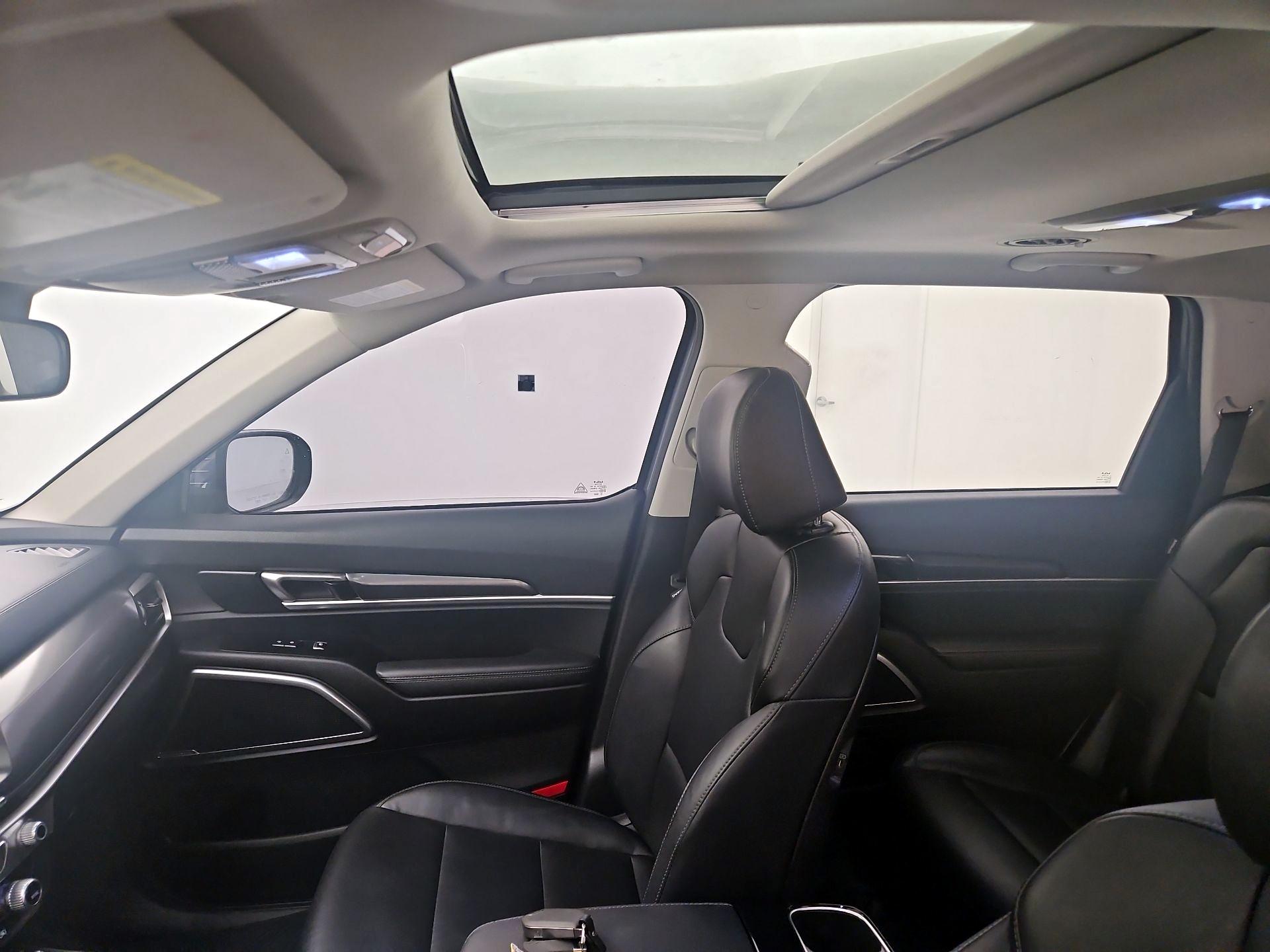 Thumbnail: 2023 Kia Telluride - 19