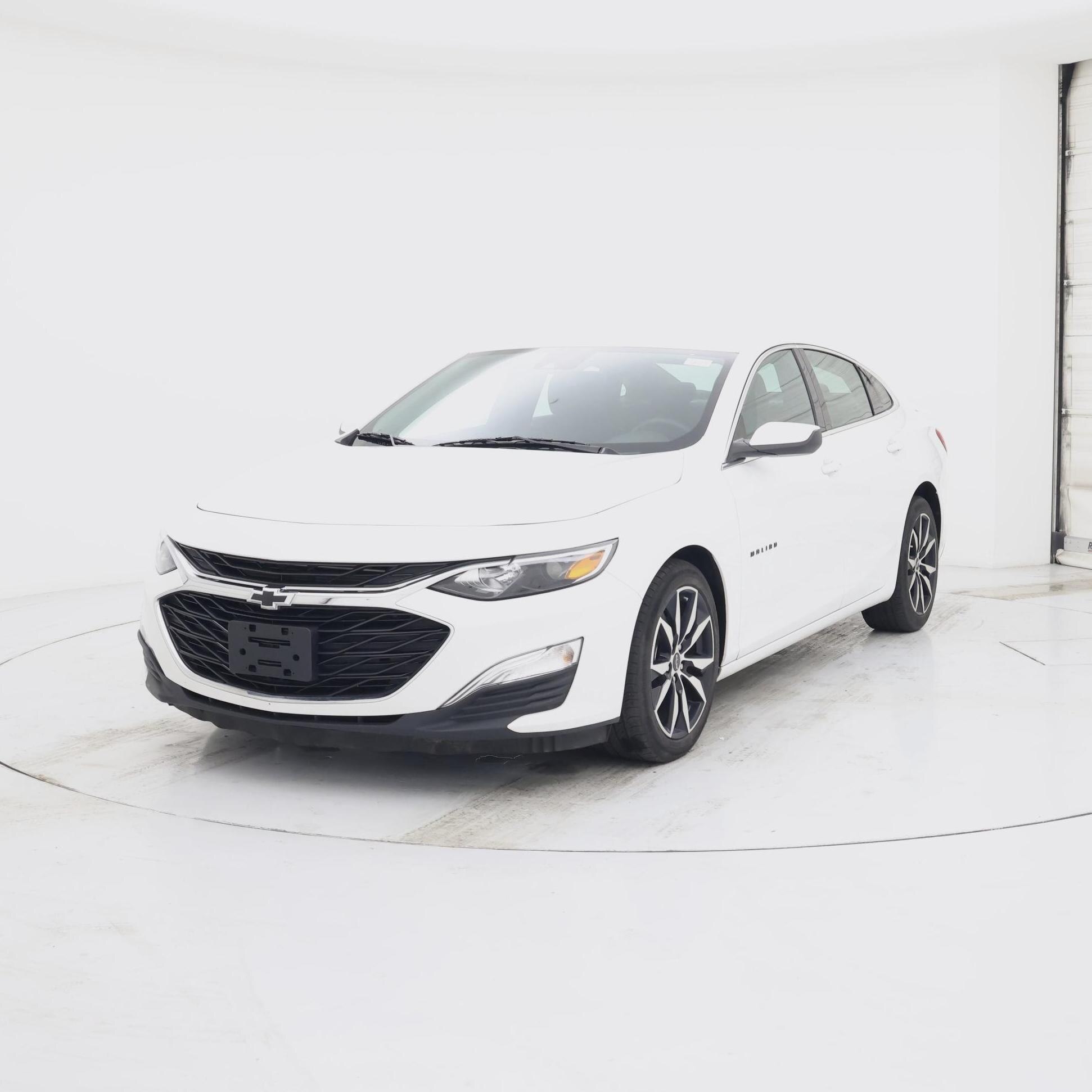 Thumbnail: 2024 Chevrolet Malibu - 4