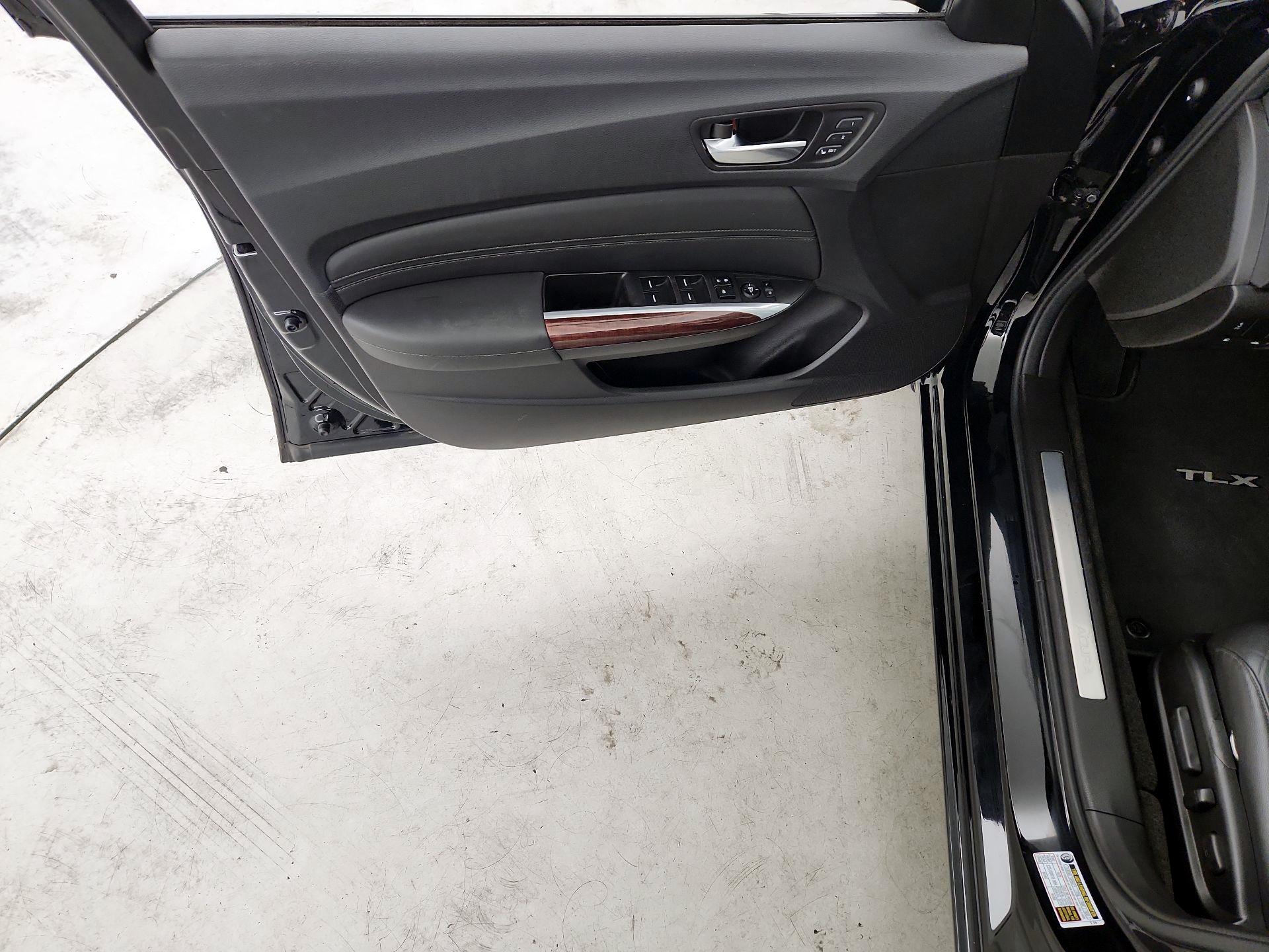 Thumbnail: 2015 Acura TLX - 12