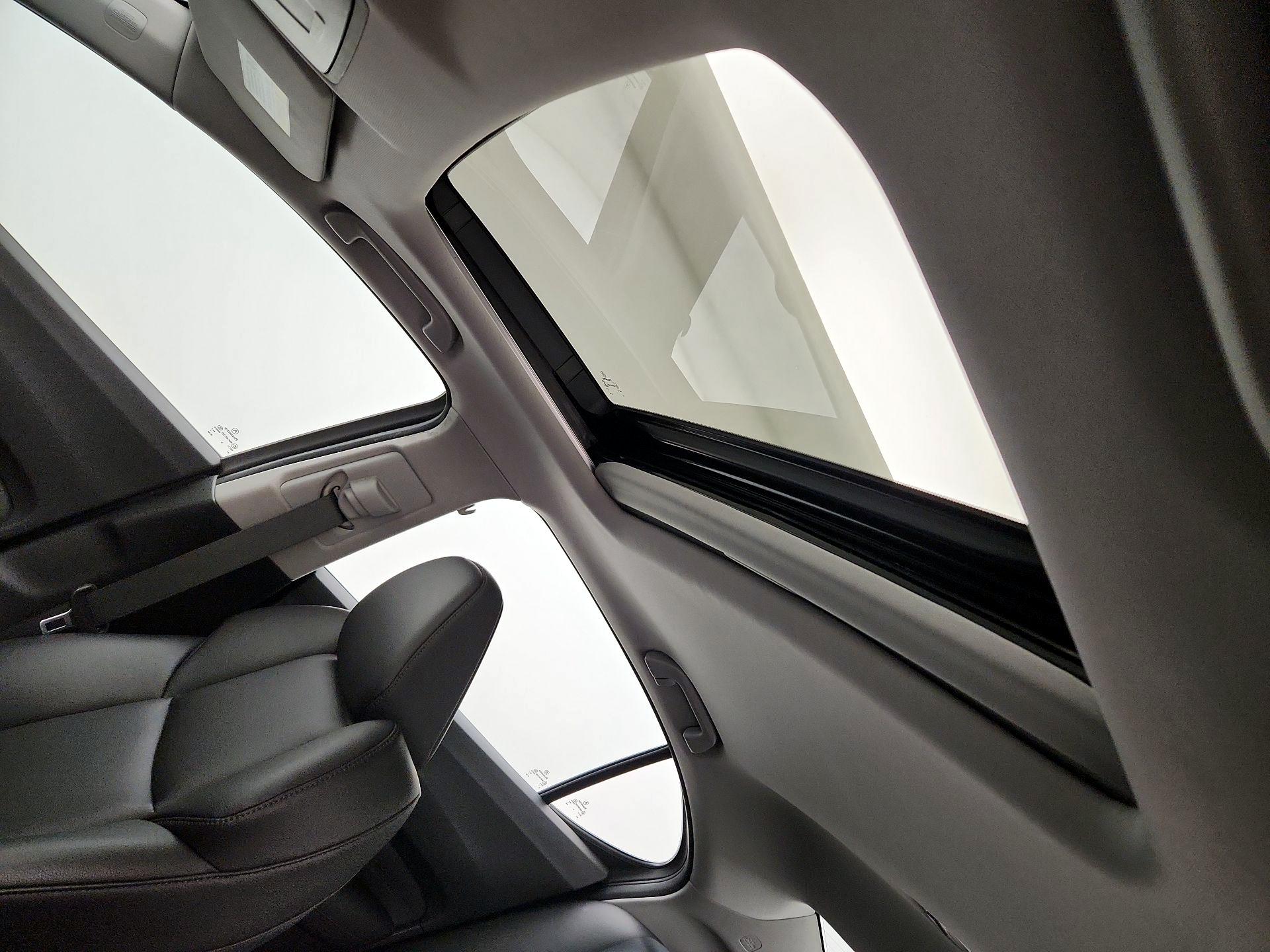 Thumbnail: 2015 Acura TLX - 19