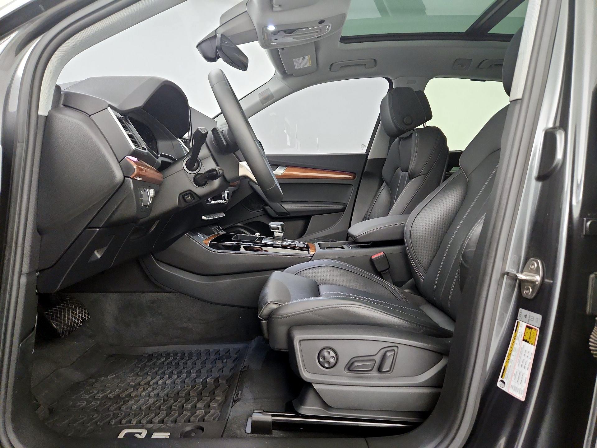 Thumbnail: 2023 Audi Q5 - 11