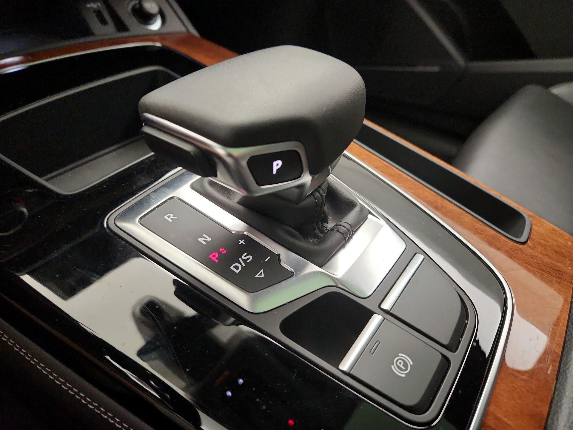 Thumbnail: 2023 Audi Q5 - 18