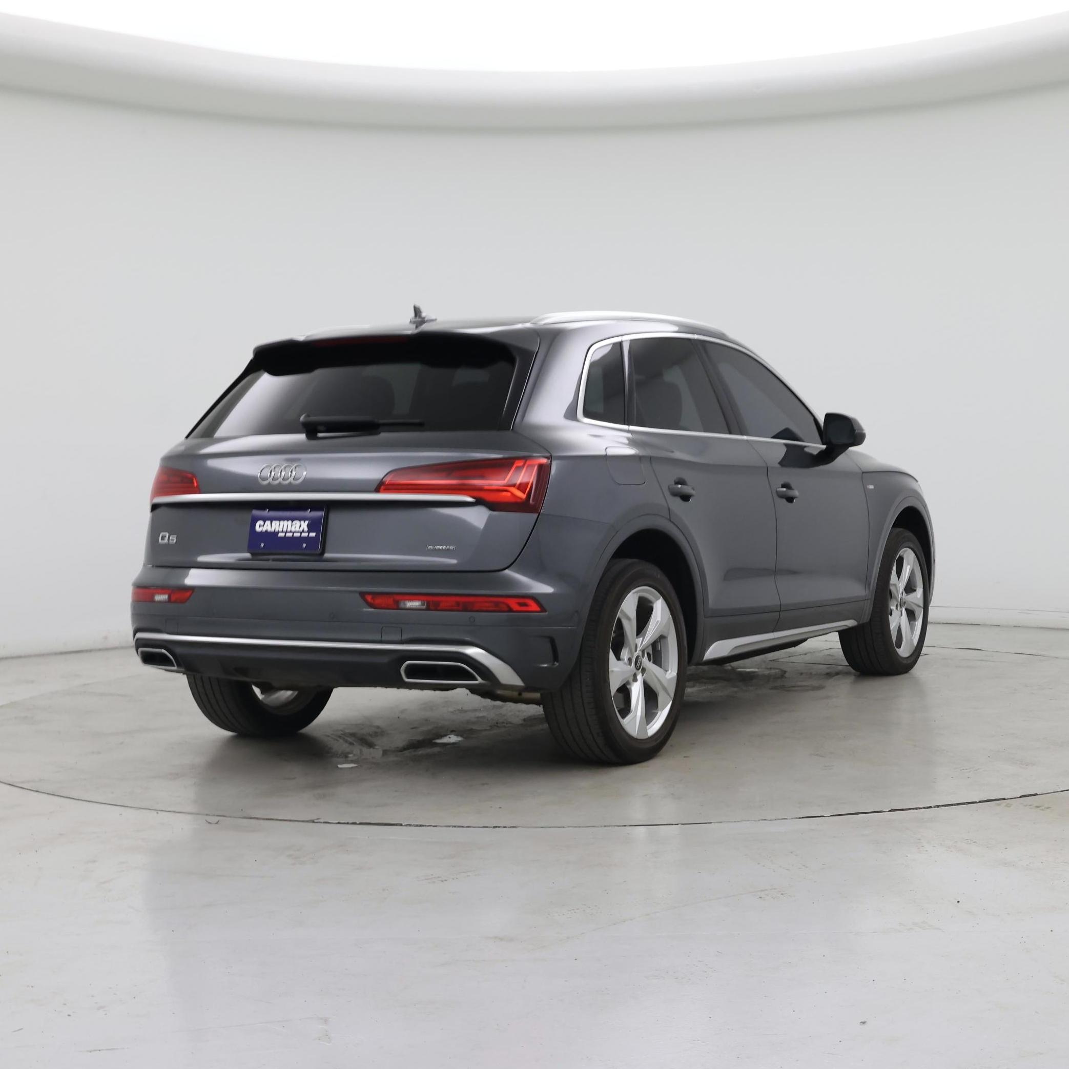 Thumbnail: 2023 Audi Q5 - 8