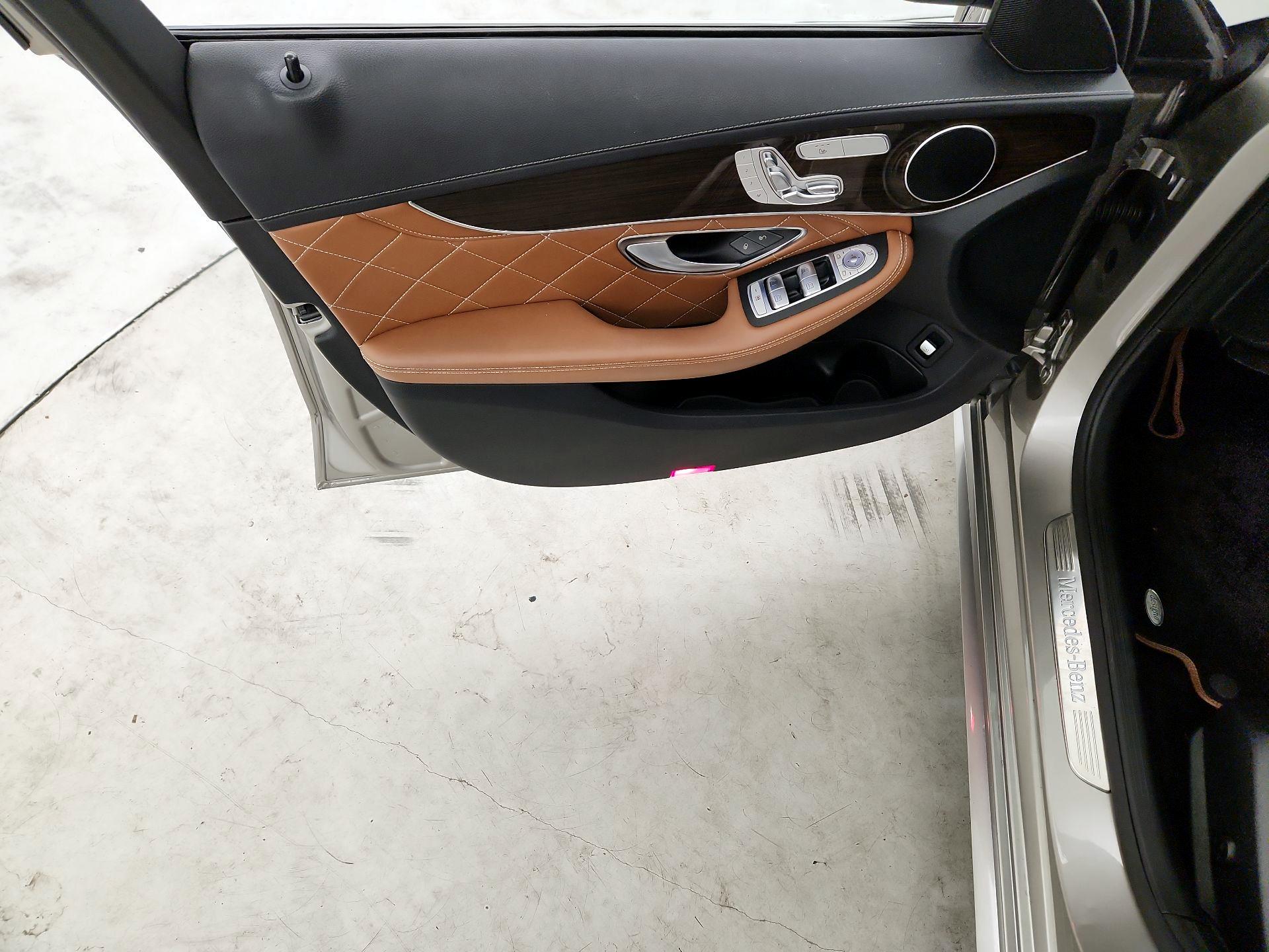 Thumbnail: 2019 Mercedes-Benz C-Class - 12