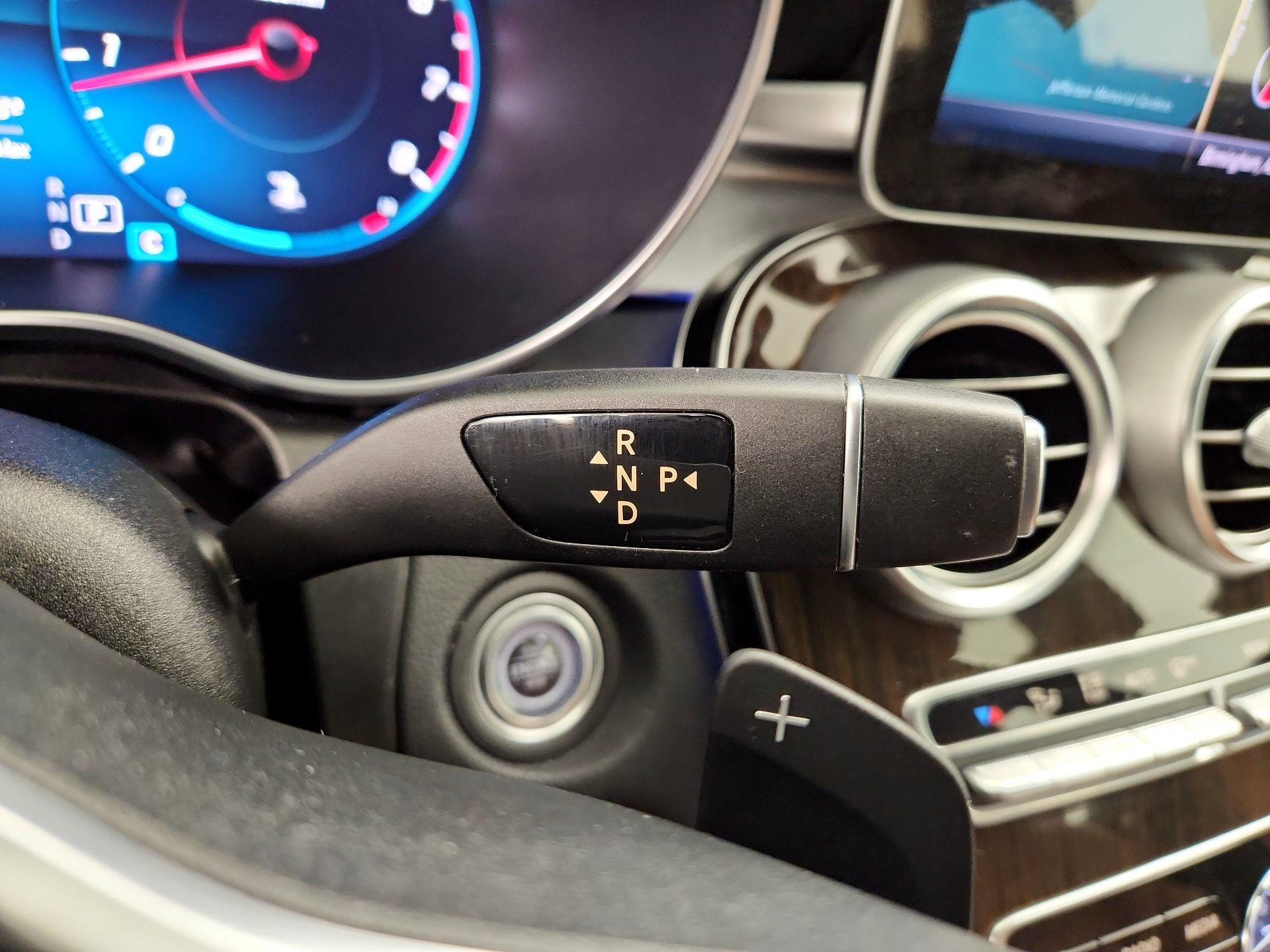 Thumbnail: 2019 Mercedes-Benz C-Class - 18