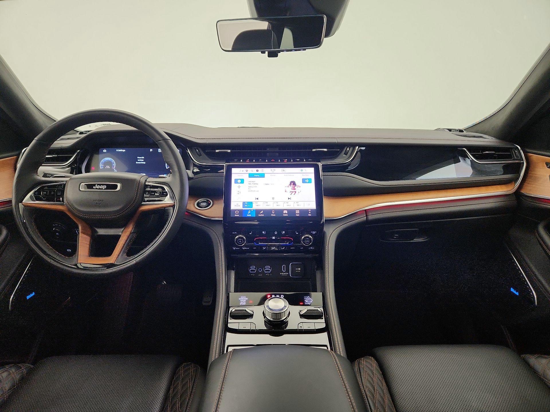 Thumbnail: 2024 Jeep Grand Cherokee - 9