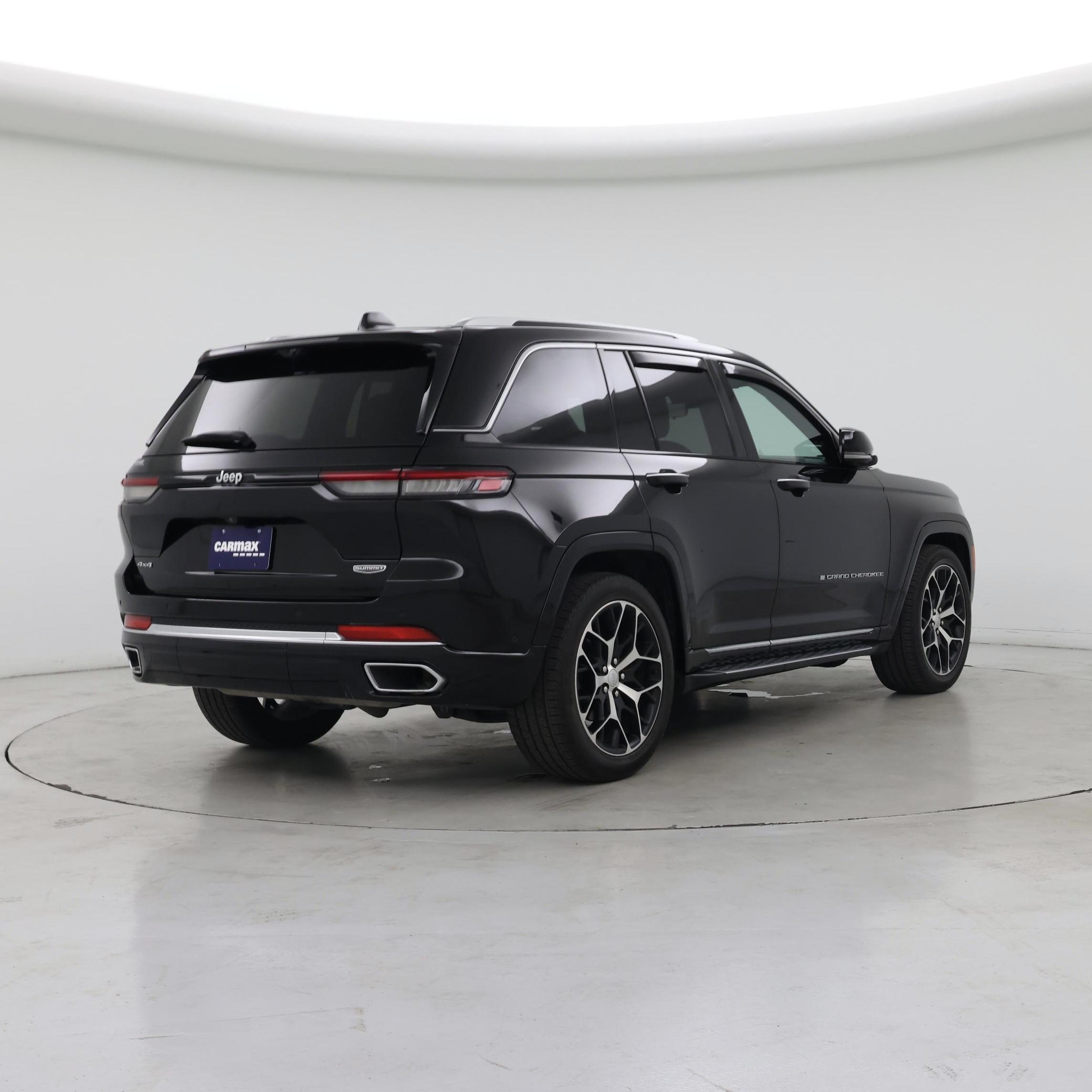 Thumbnail: 2024 Jeep Grand Cherokee - 8