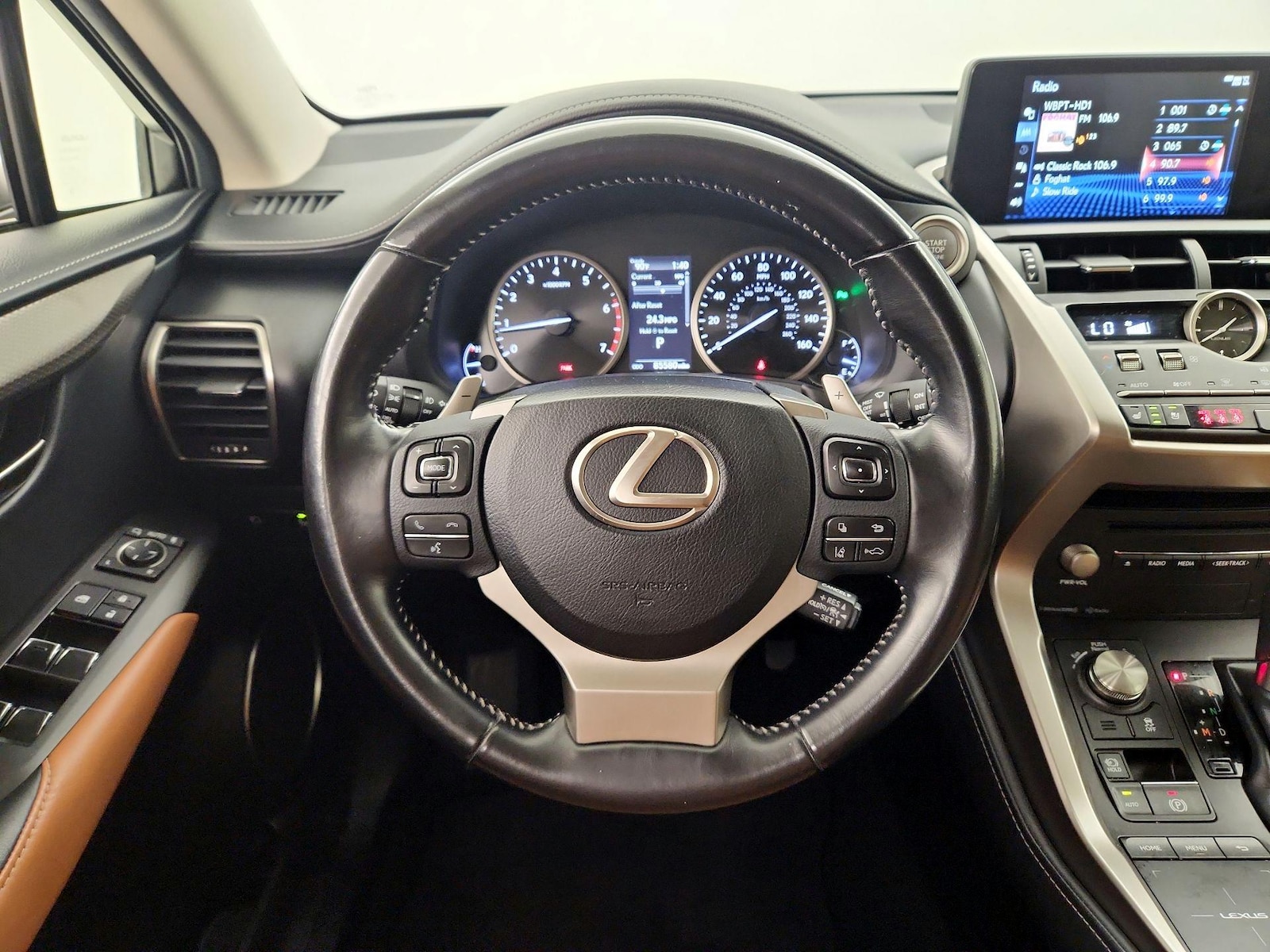 2020 Lexus NX 300 - Photo 11