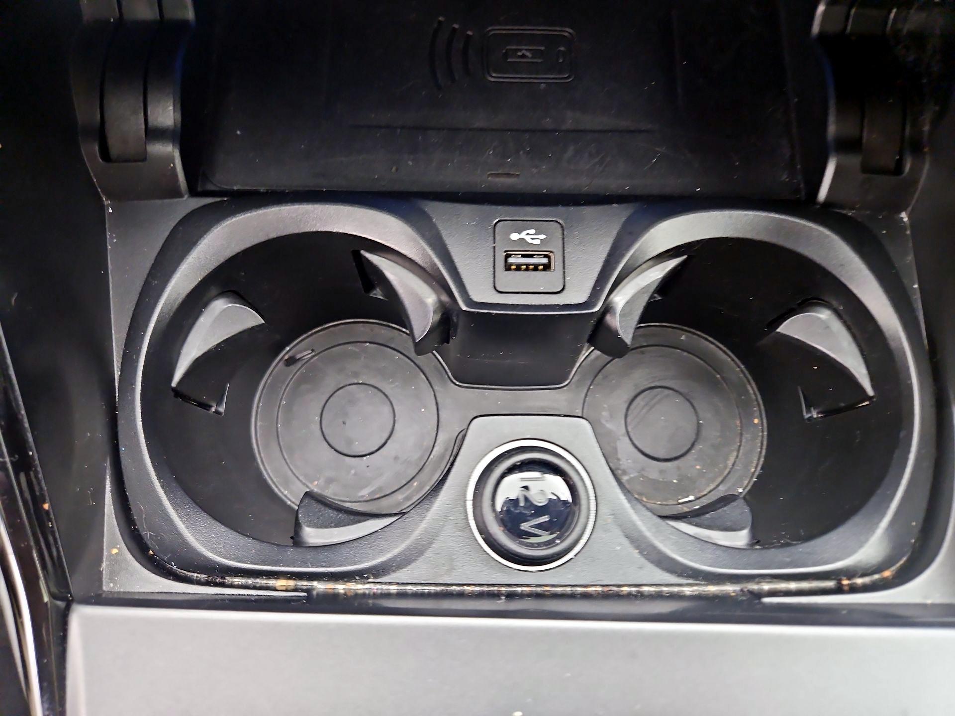 Thumbnail: 2024 BMW 2 Series - 19