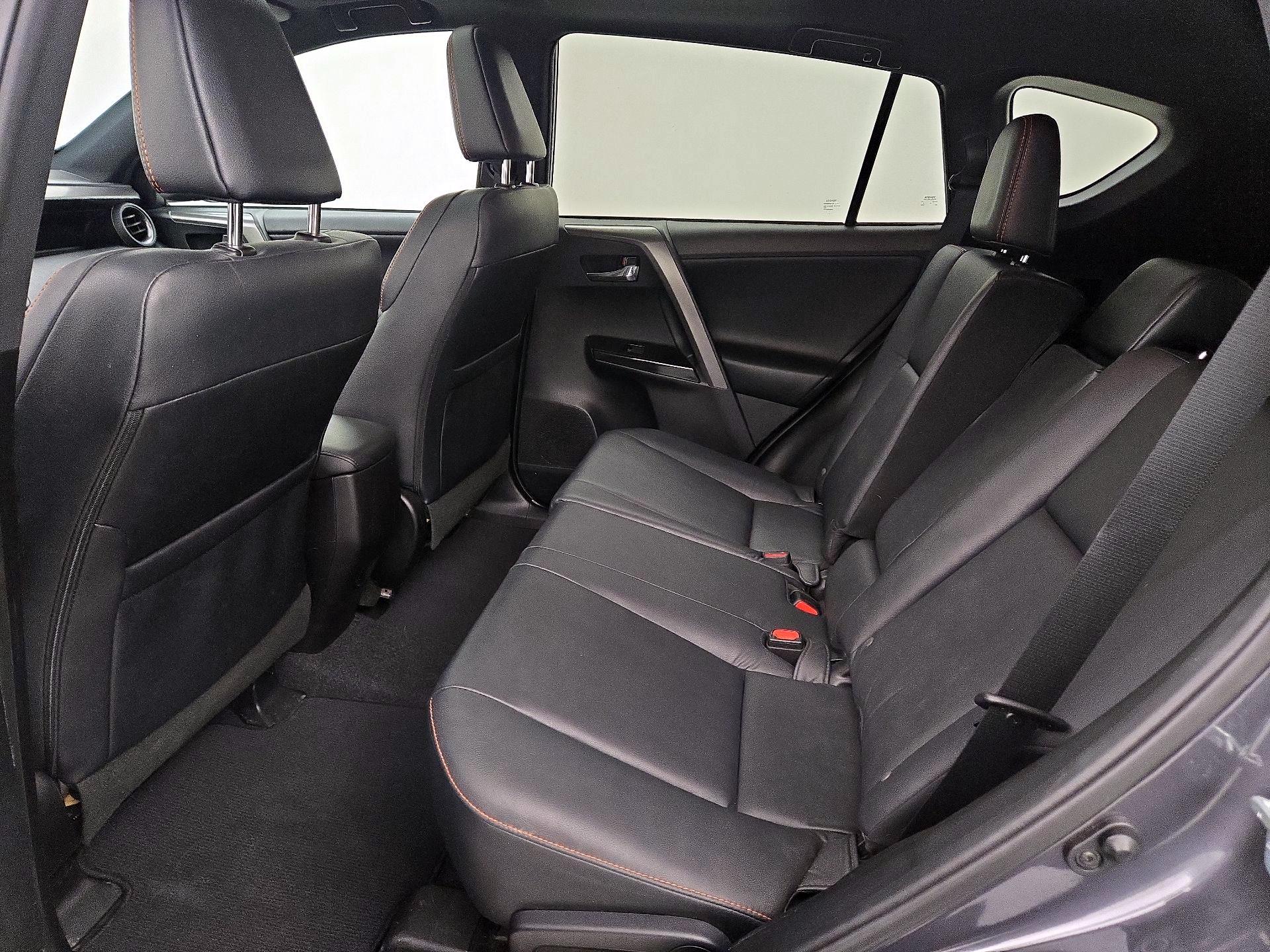 Thumbnail: 2017 Toyota RAV4 - 19