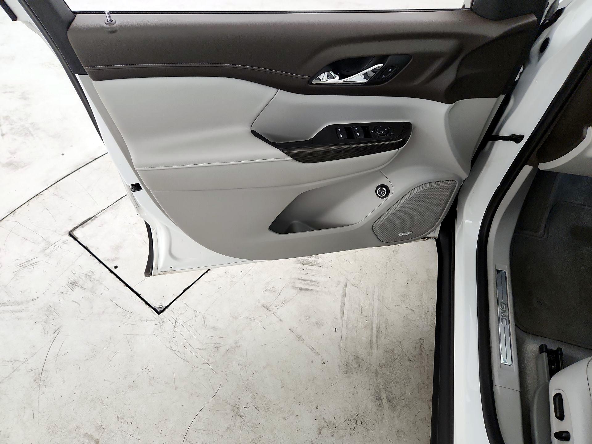 Thumbnail: 2019 GMC Acadia - 12