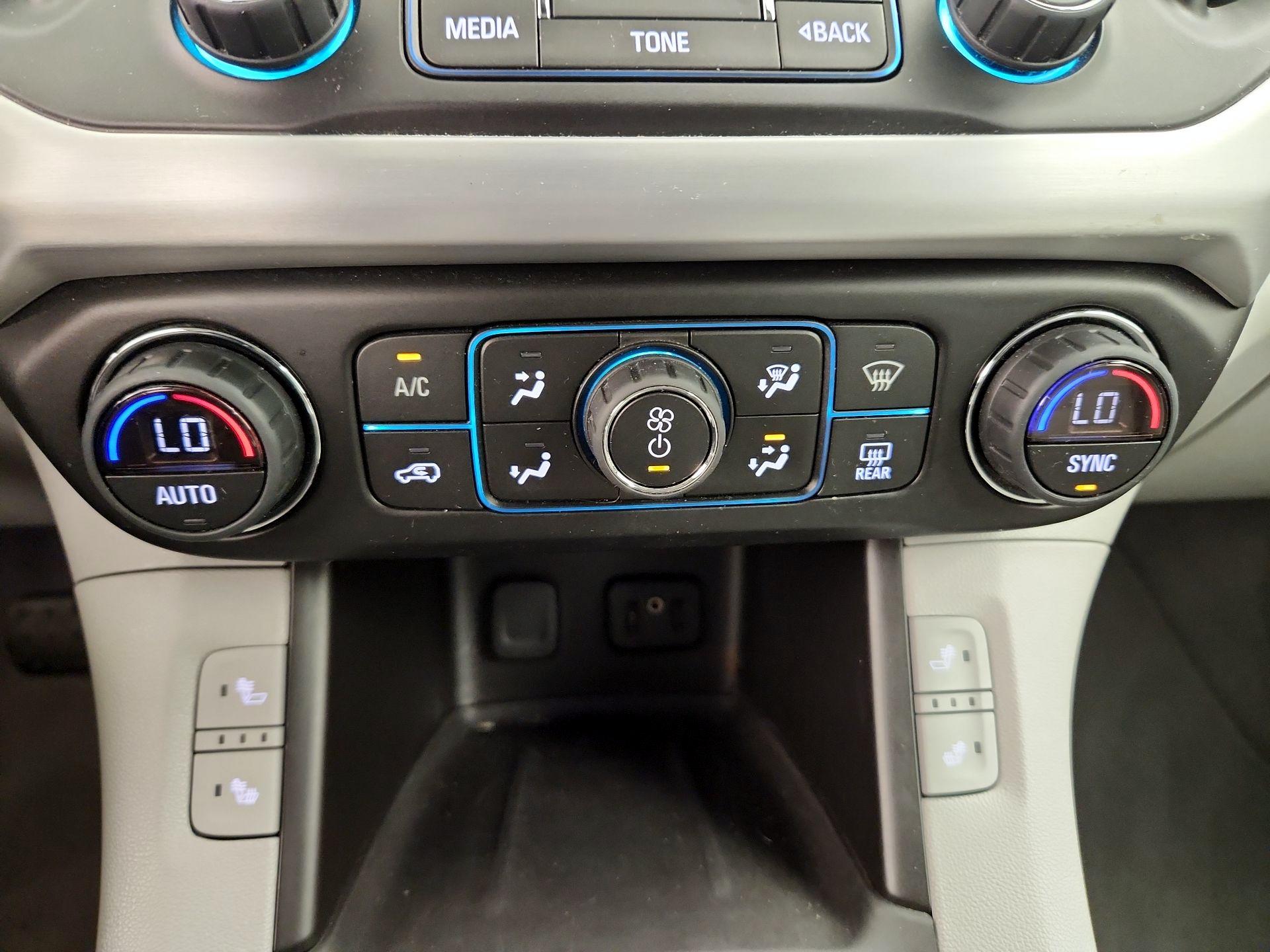 Thumbnail: 2019 GMC Acadia - 17