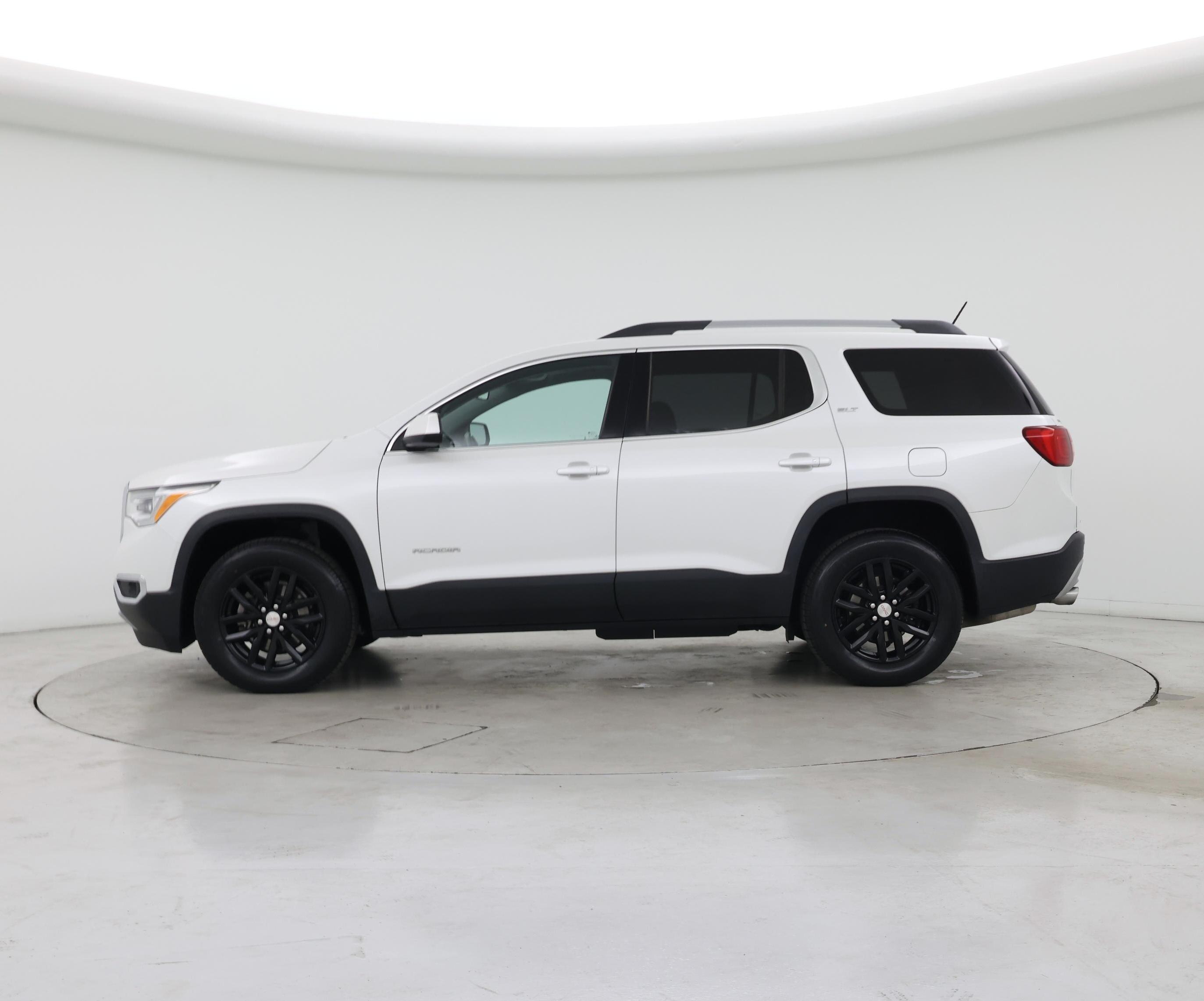Thumbnail: 2019 GMC Acadia - 3