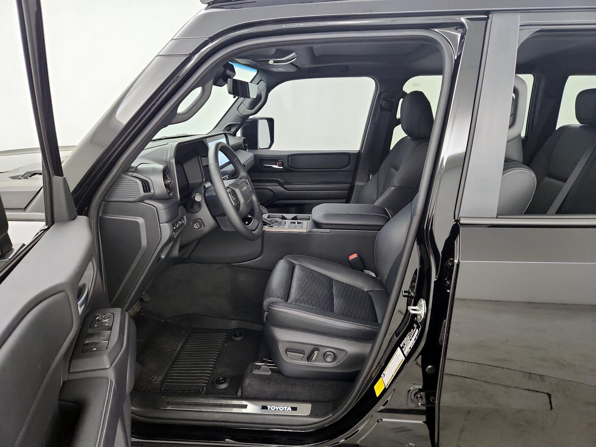 Thumbnail: 2025 Toyota Land Cruiser - 11