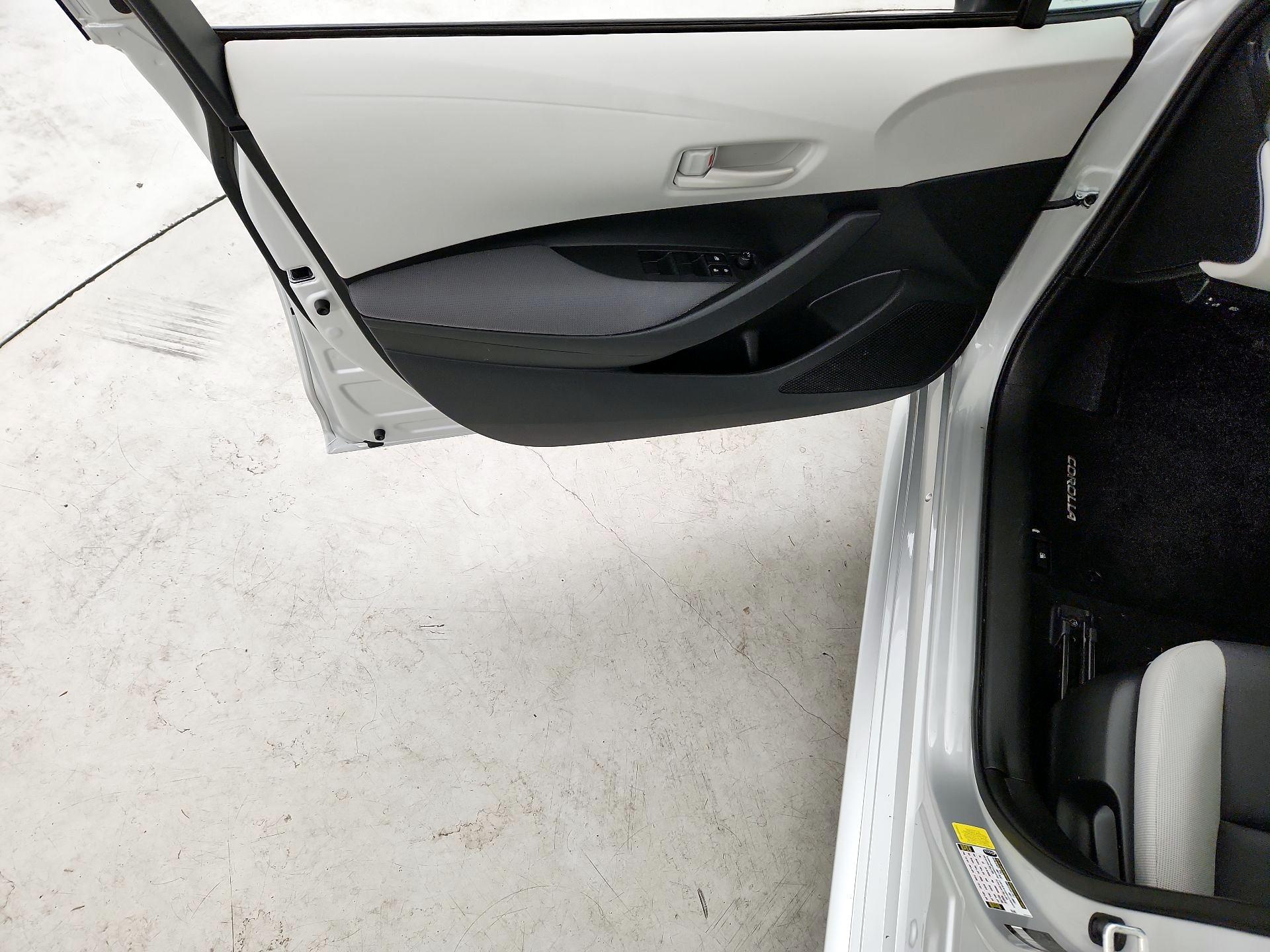 Thumbnail: 2024 Toyota Corolla - 12