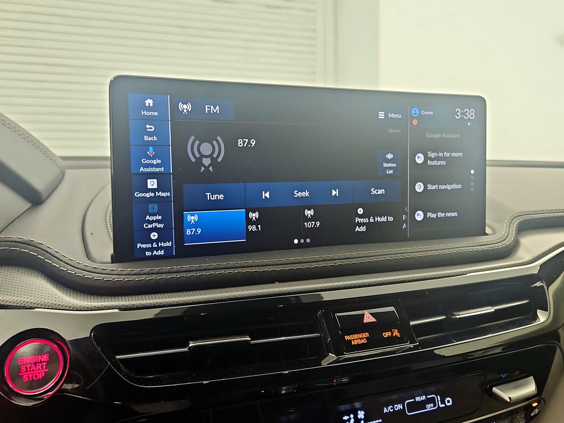 Thumbnail: 2025 Acura MDX - 15