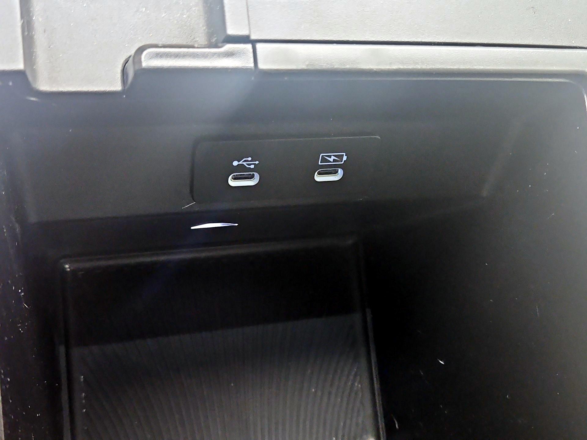 Thumbnail: 2025 Acura MDX - 18