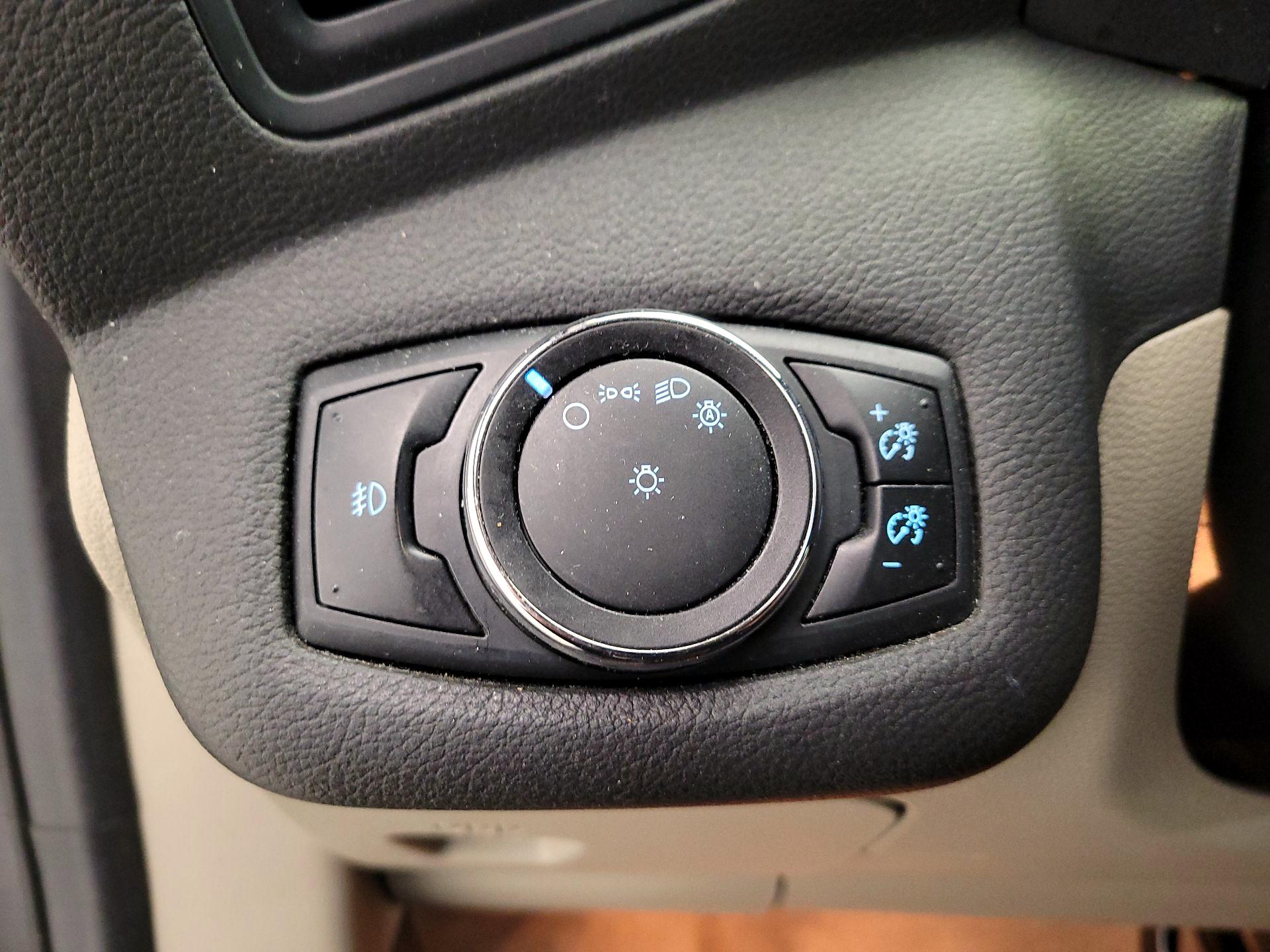 Thumbnail: 2014 Ford Escape - 13