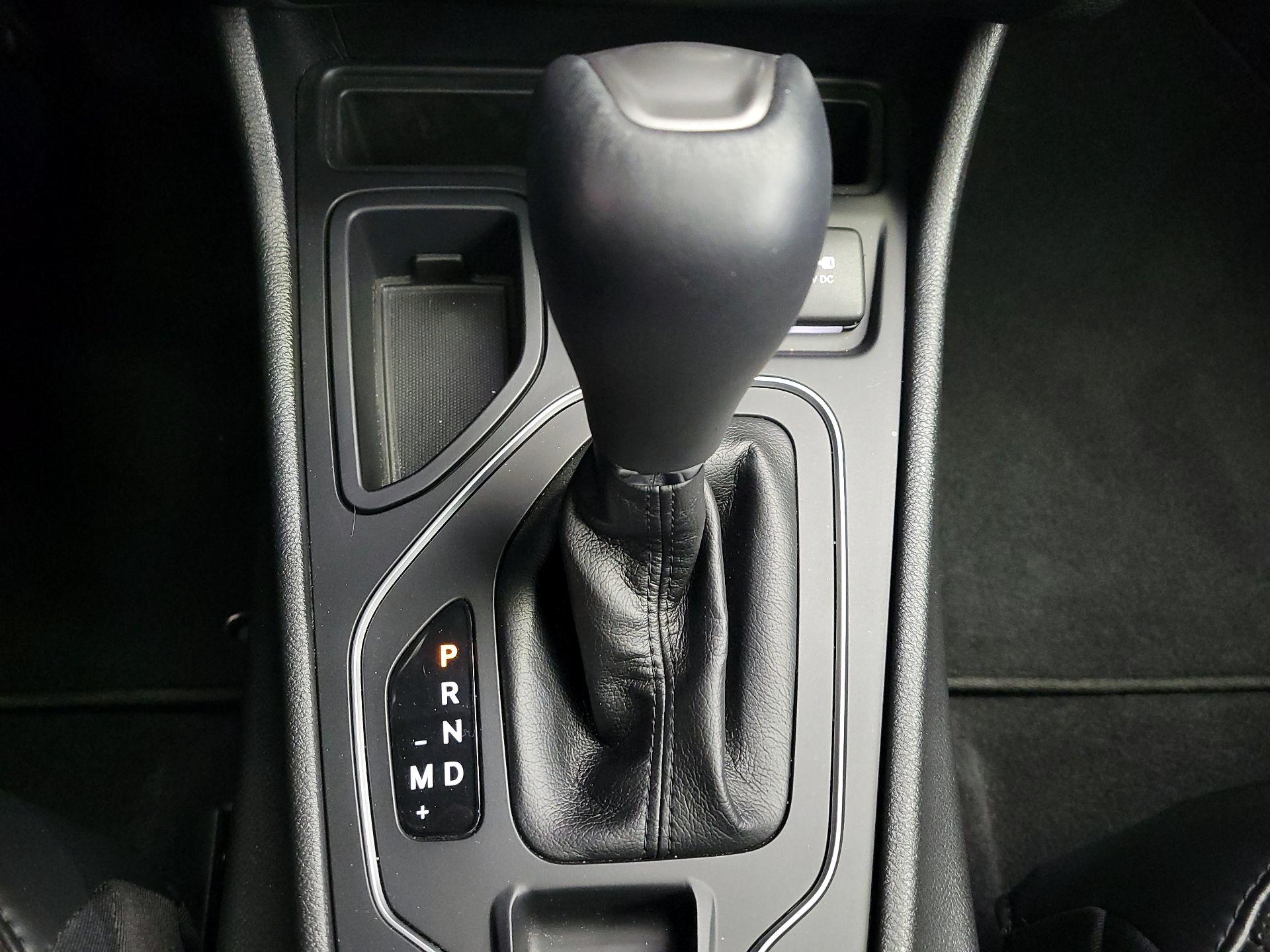 Thumbnail: 2021 Jeep Cherokee - 18