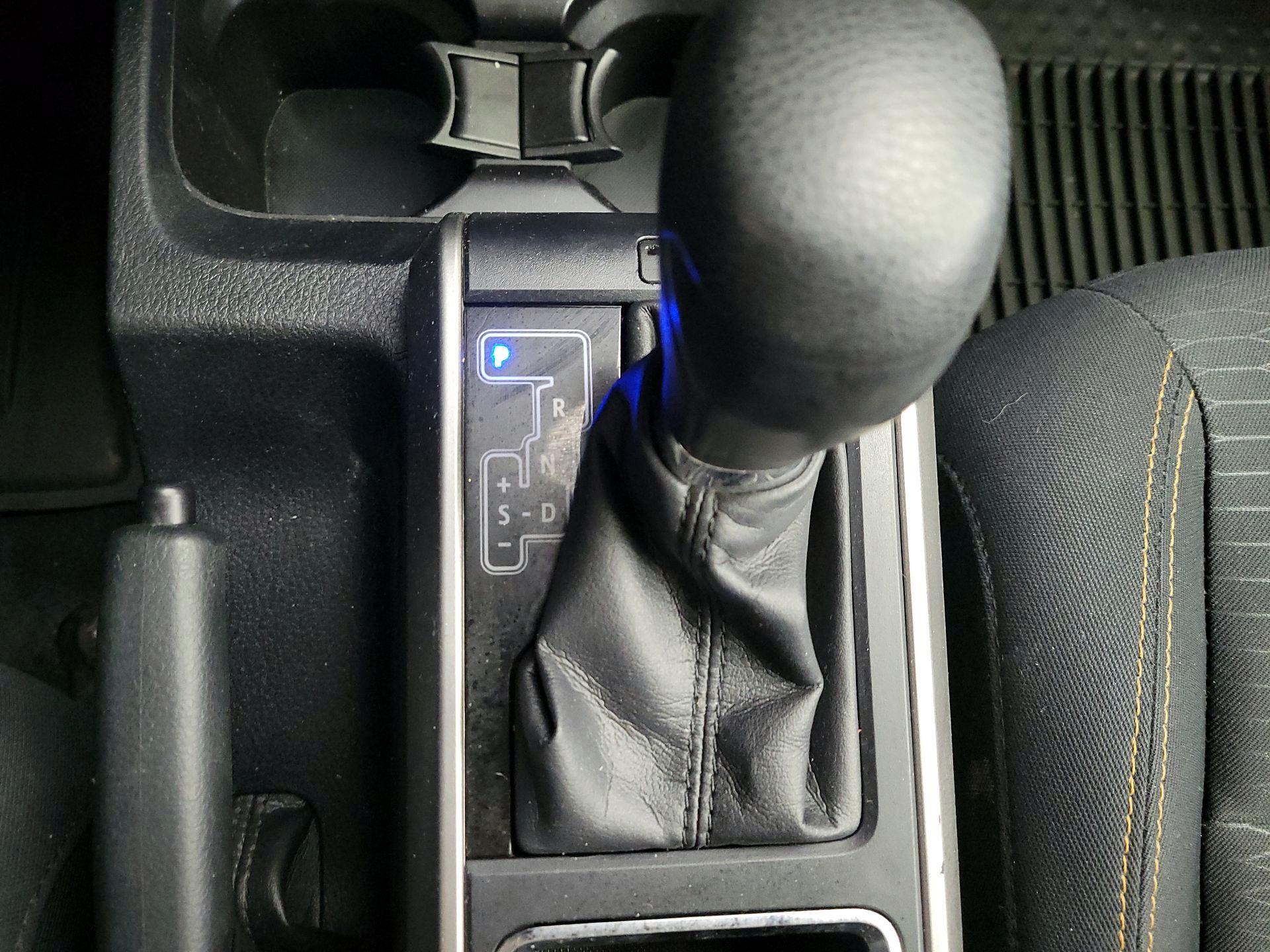 Thumbnail: 2017 Toyota Tacoma - 17