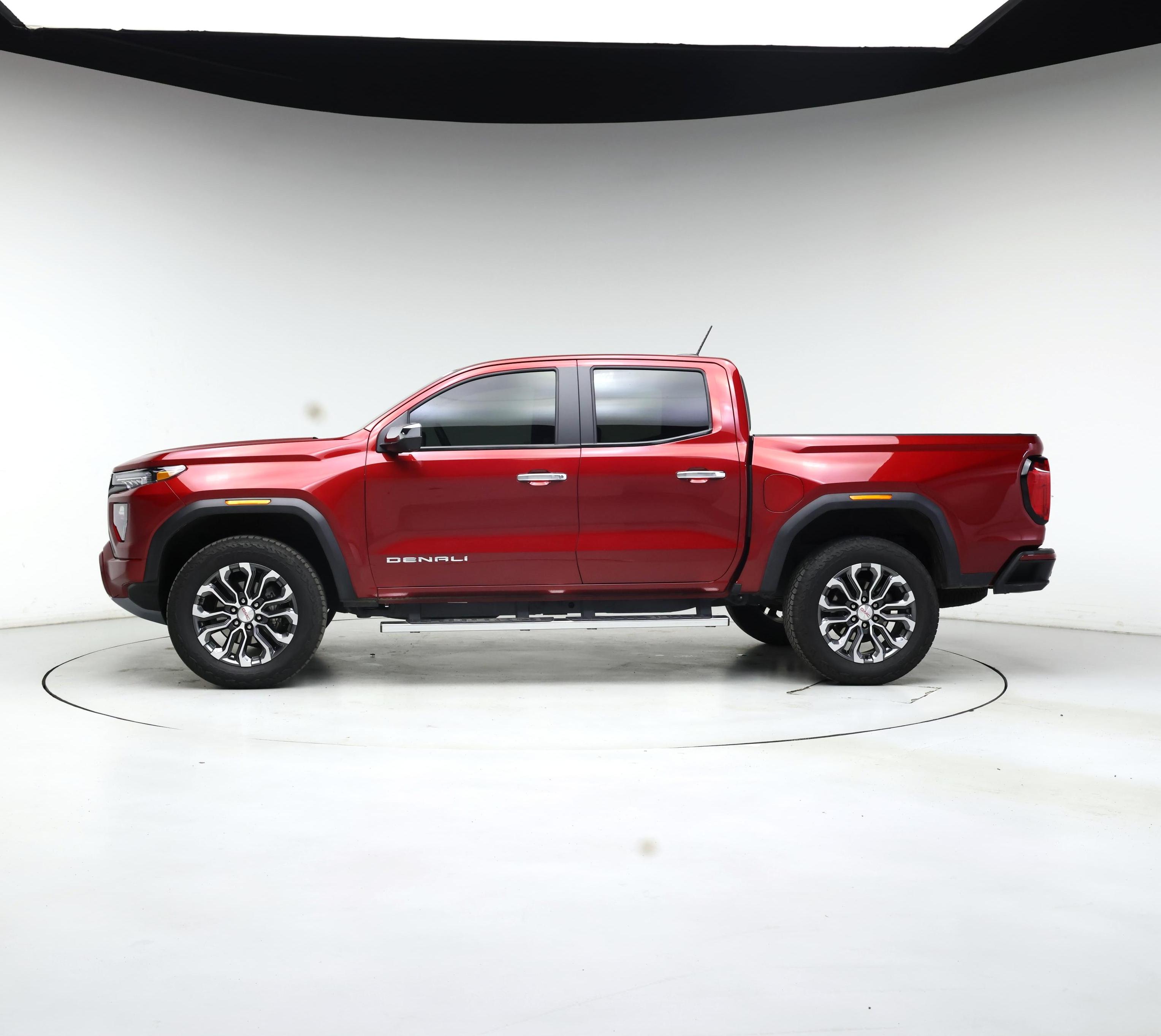 Thumbnail: 2024 GMC Canyon - 3
